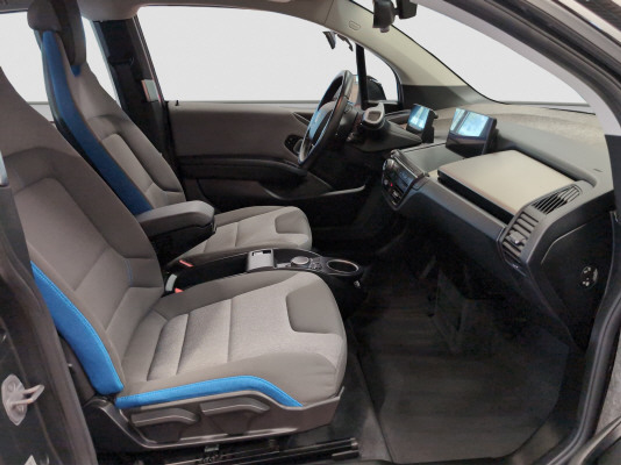 listing desktop thumbnail image 8