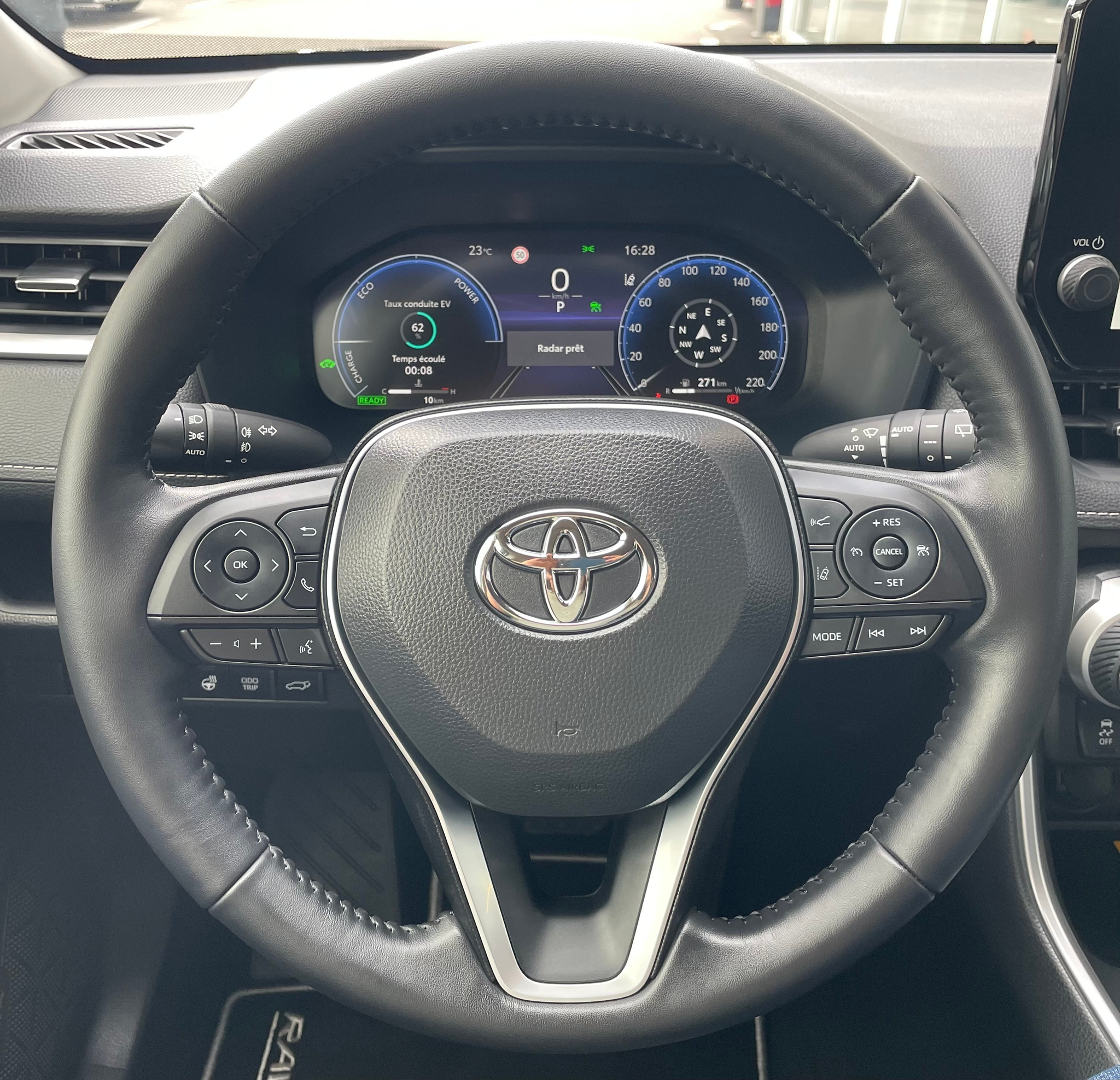 listing desktop thumbnail image 16