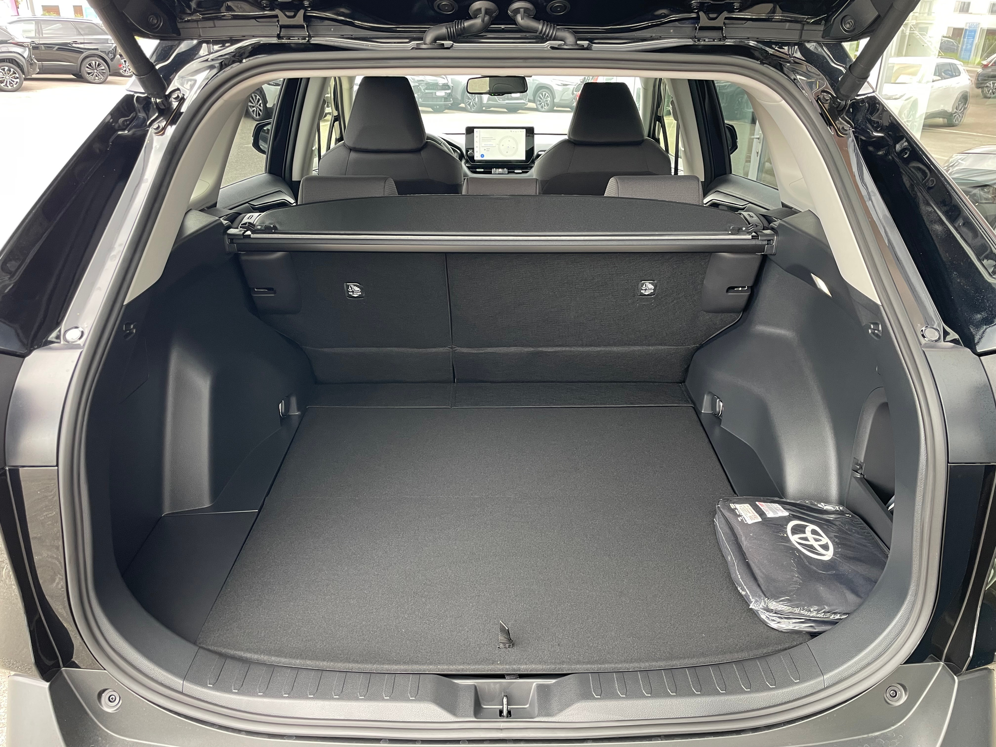 listing desktop thumbnail image 13