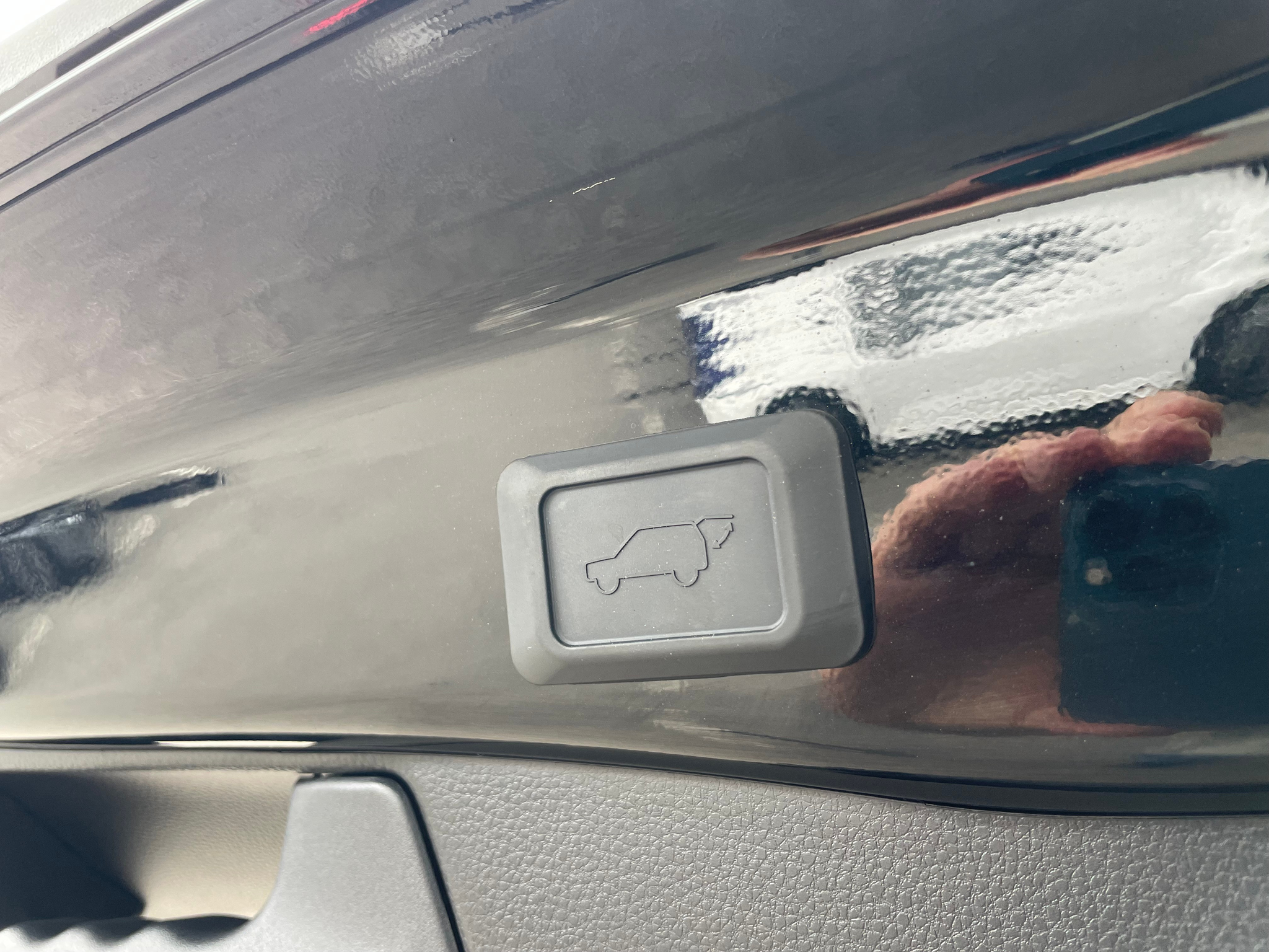 listing desktop thumbnail image 14