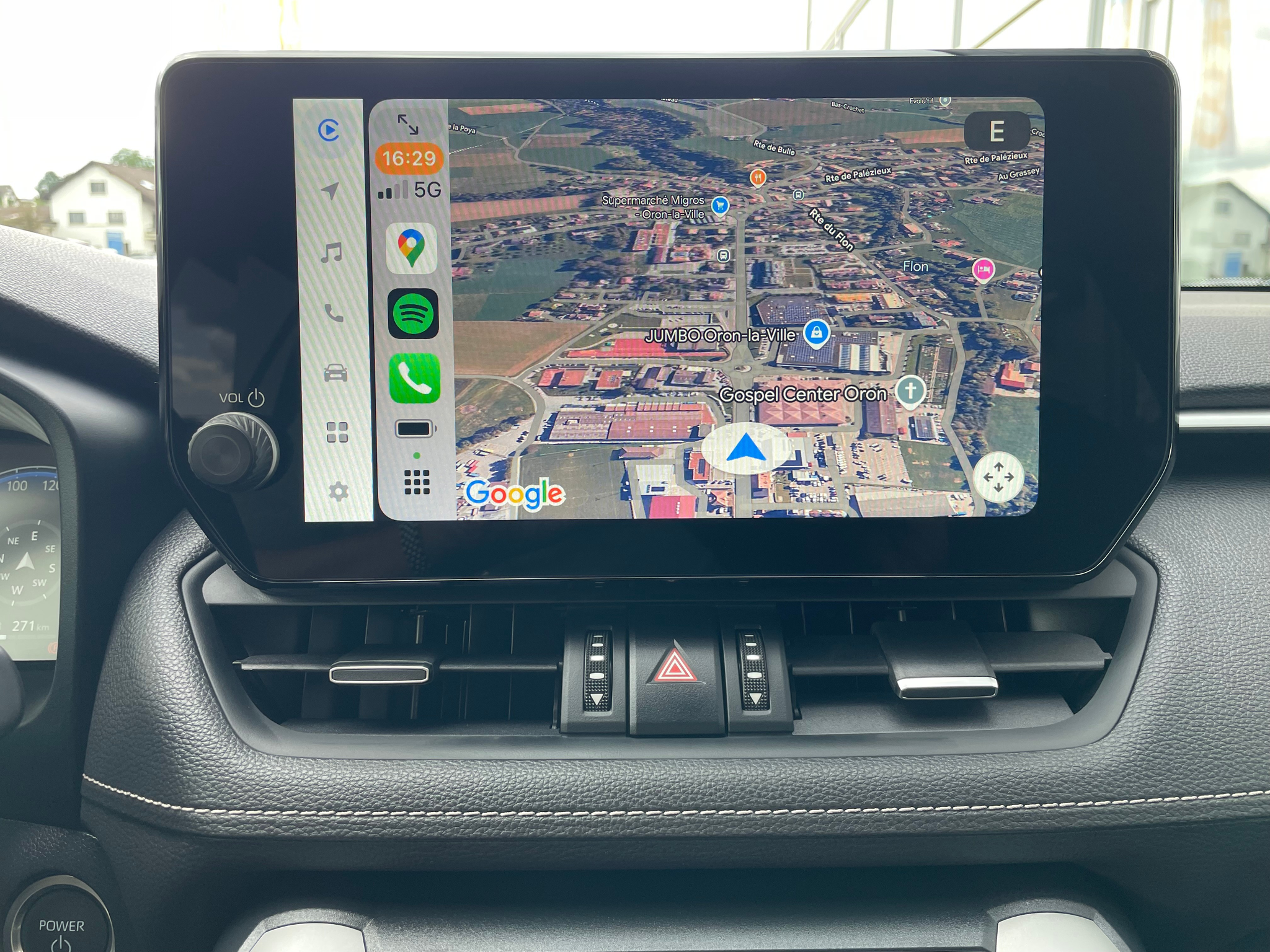 listing desktop thumbnail image 23