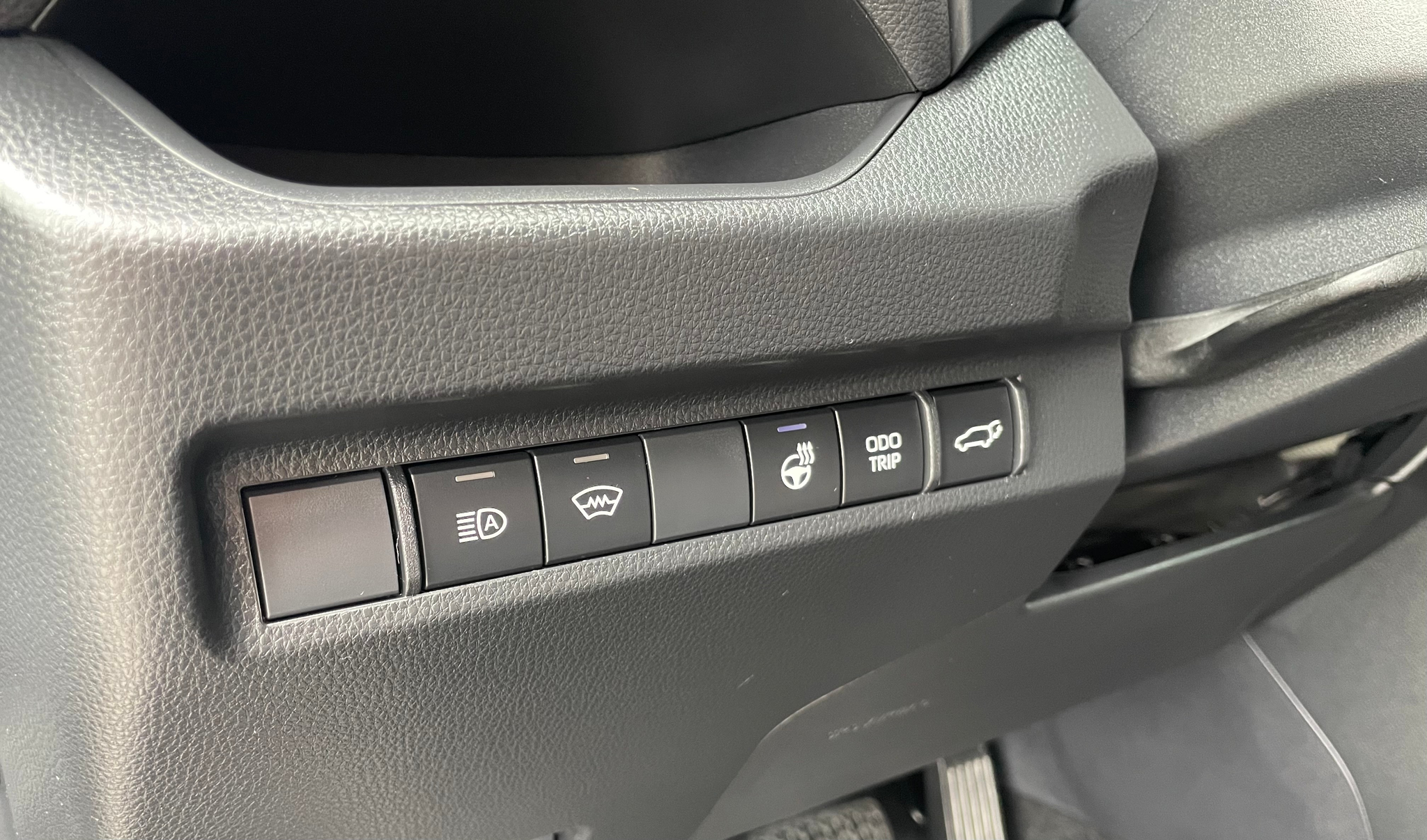 listing desktop thumbnail image 20