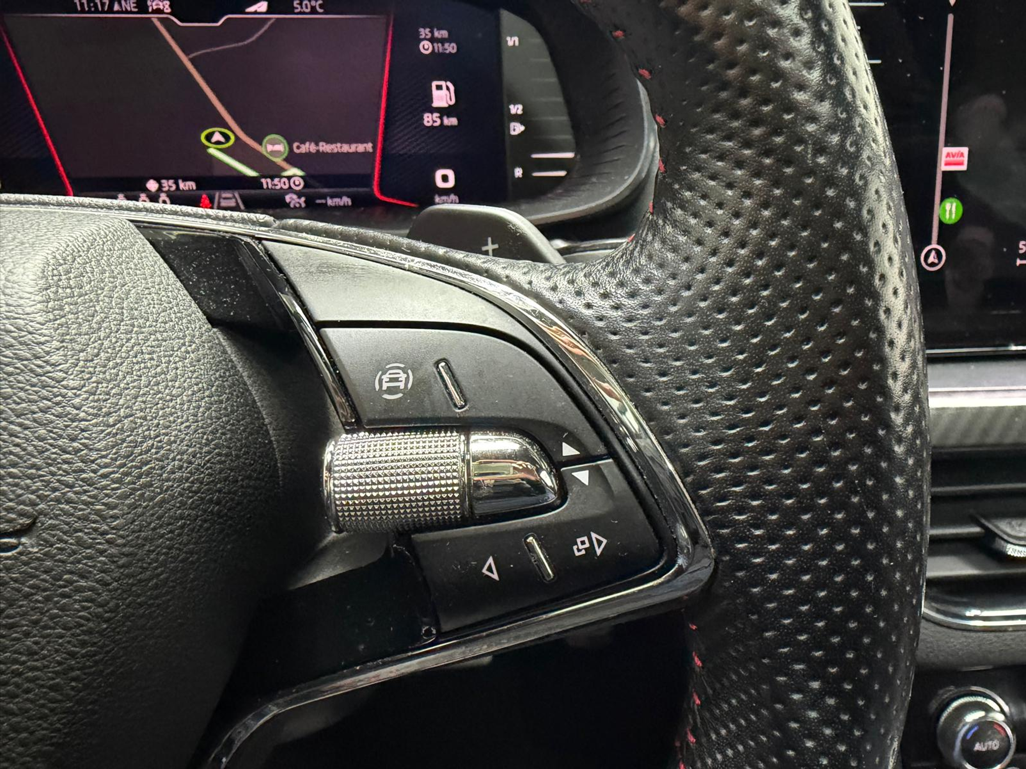 listing desktop thumbnail image 20