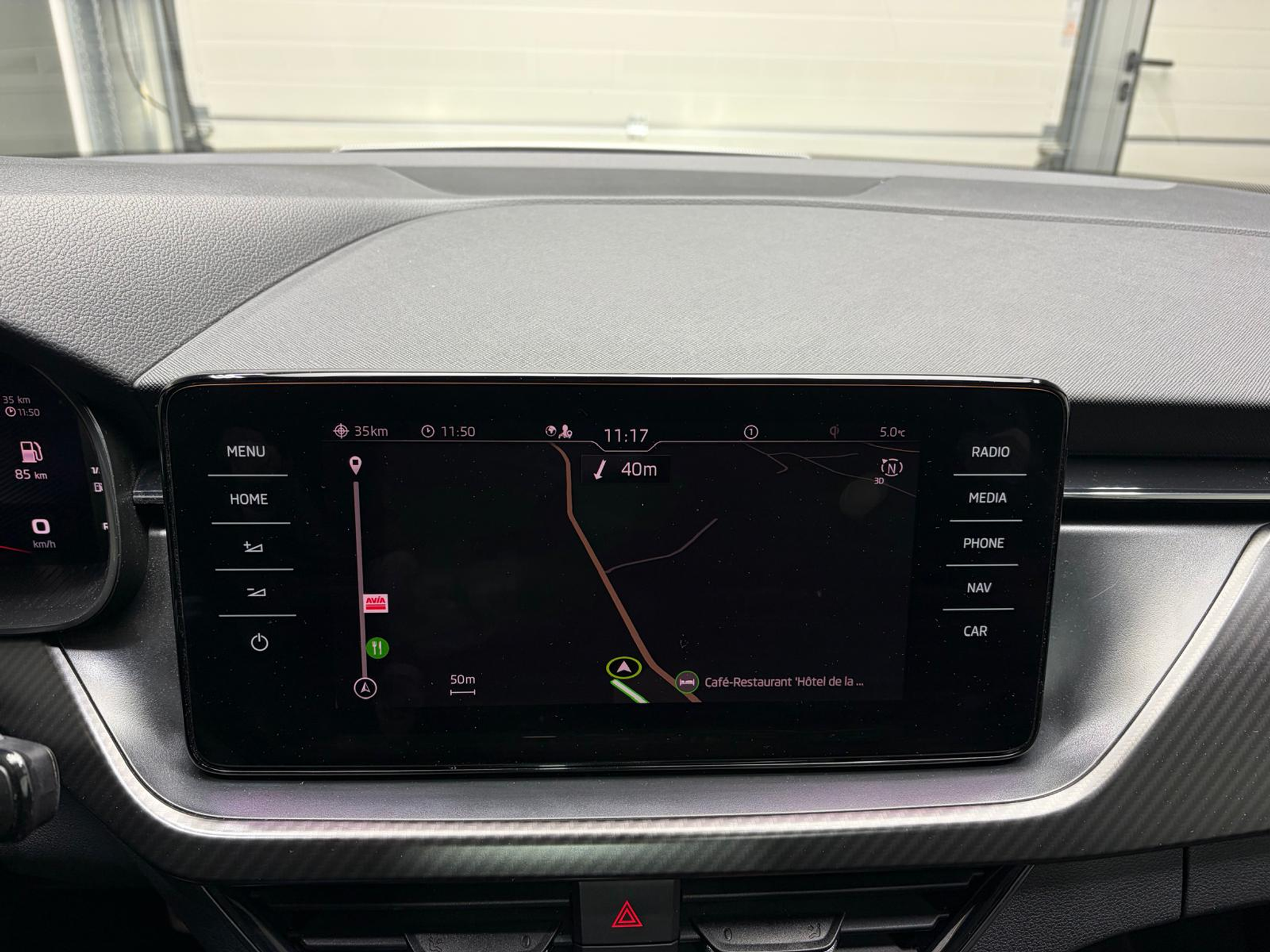 listing desktop thumbnail image 23