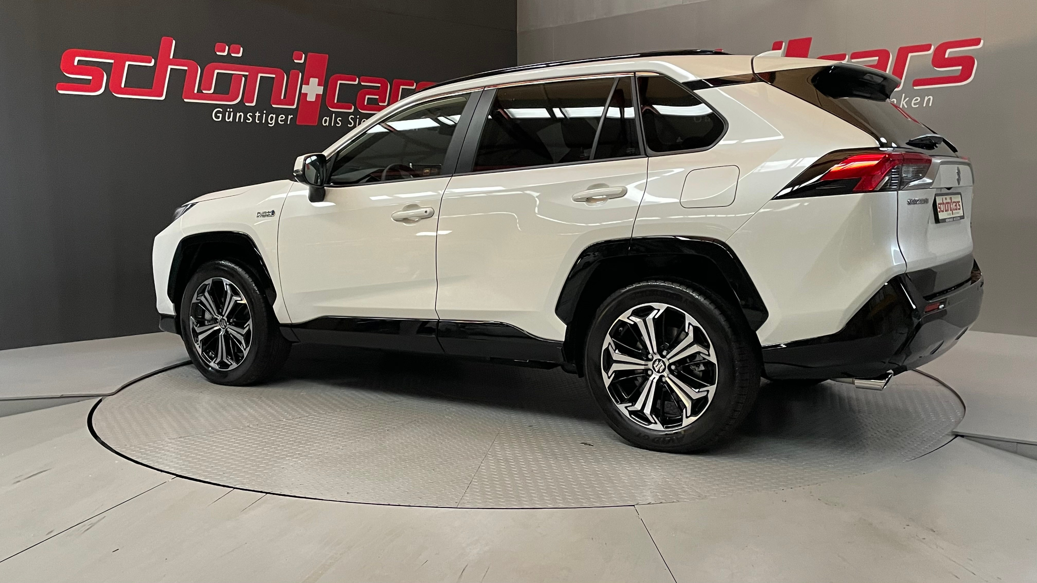 listing desktop thumbnail image 9