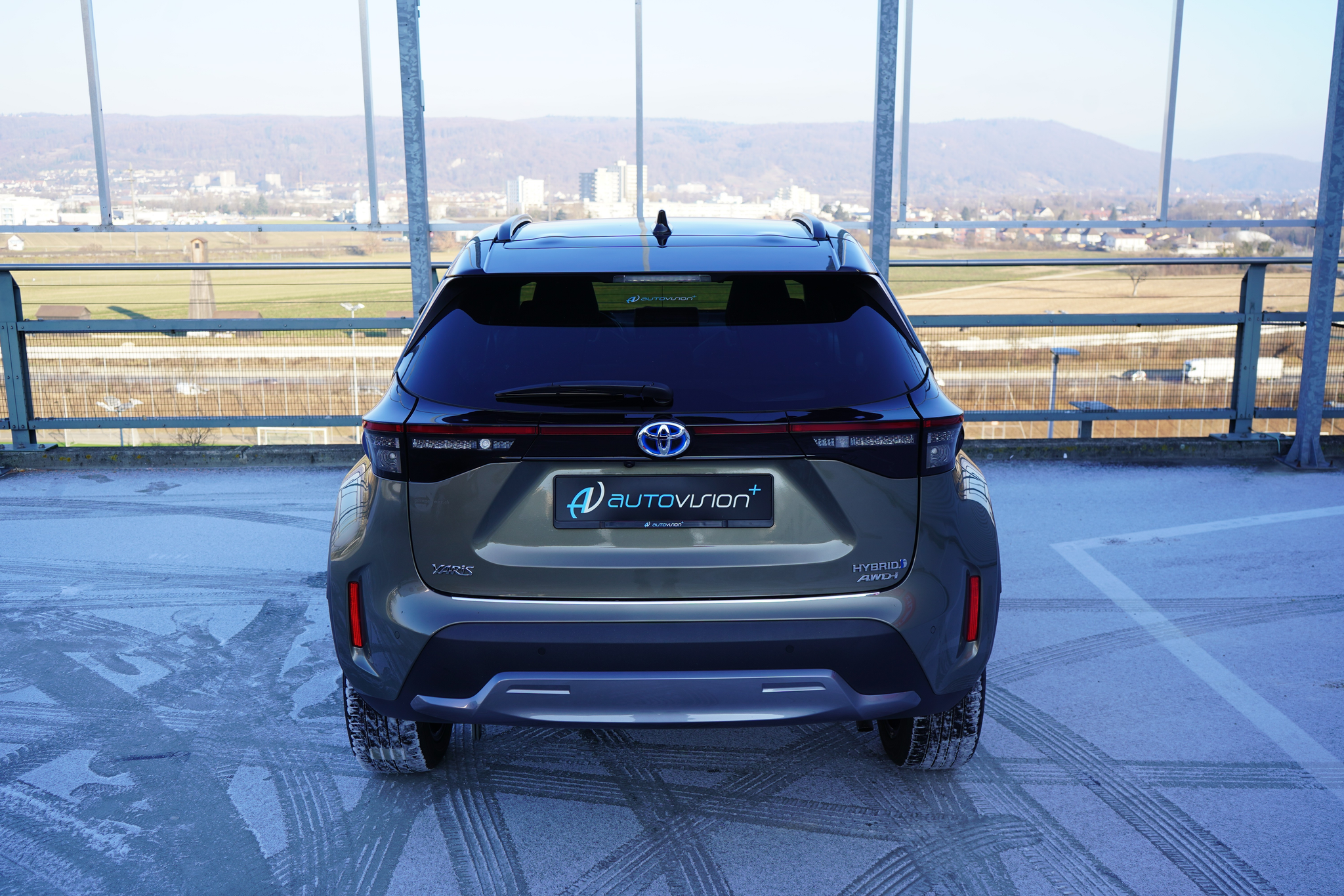 listing desktop thumbnail image 14