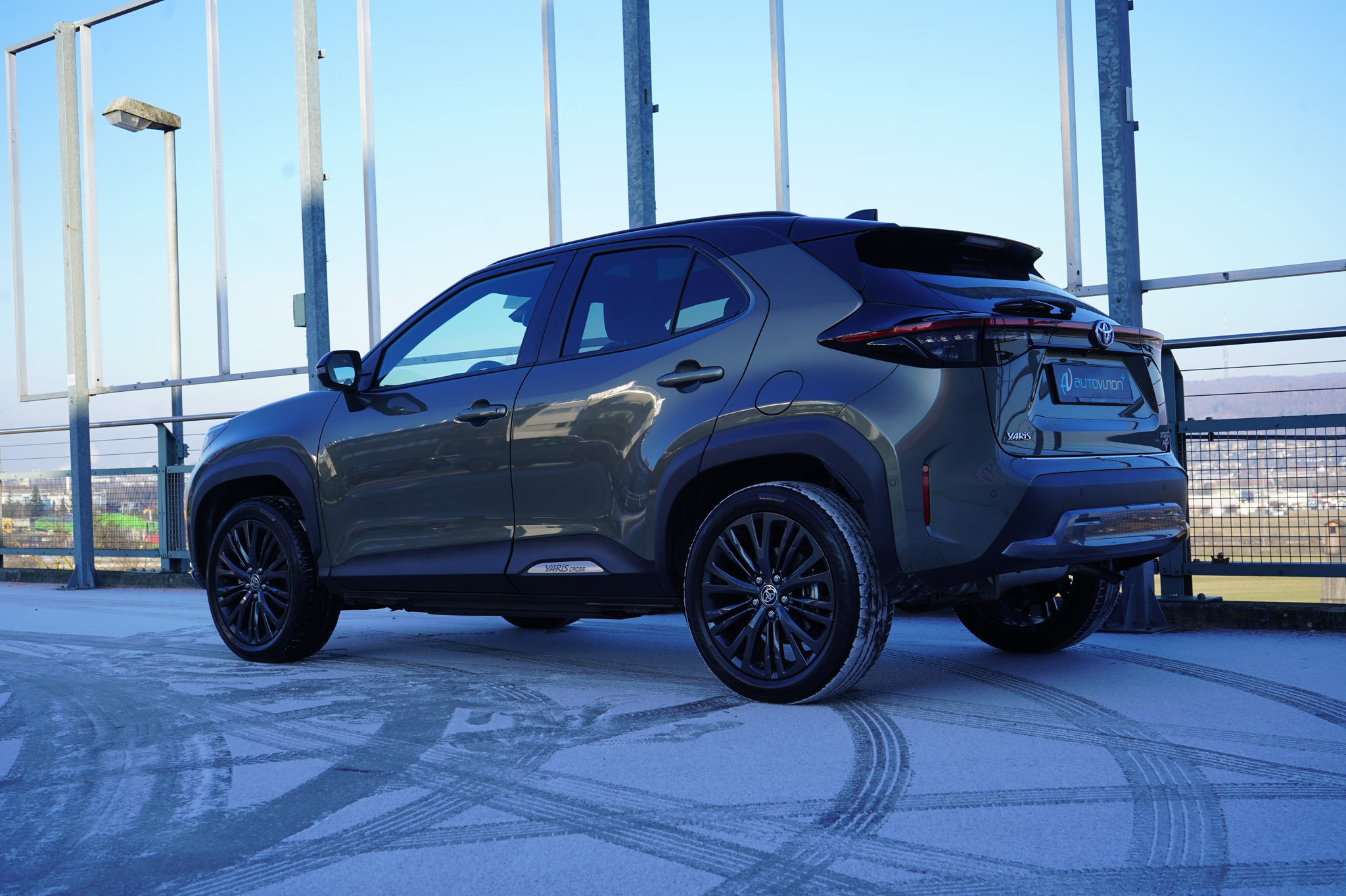 listing desktop thumbnail image 10