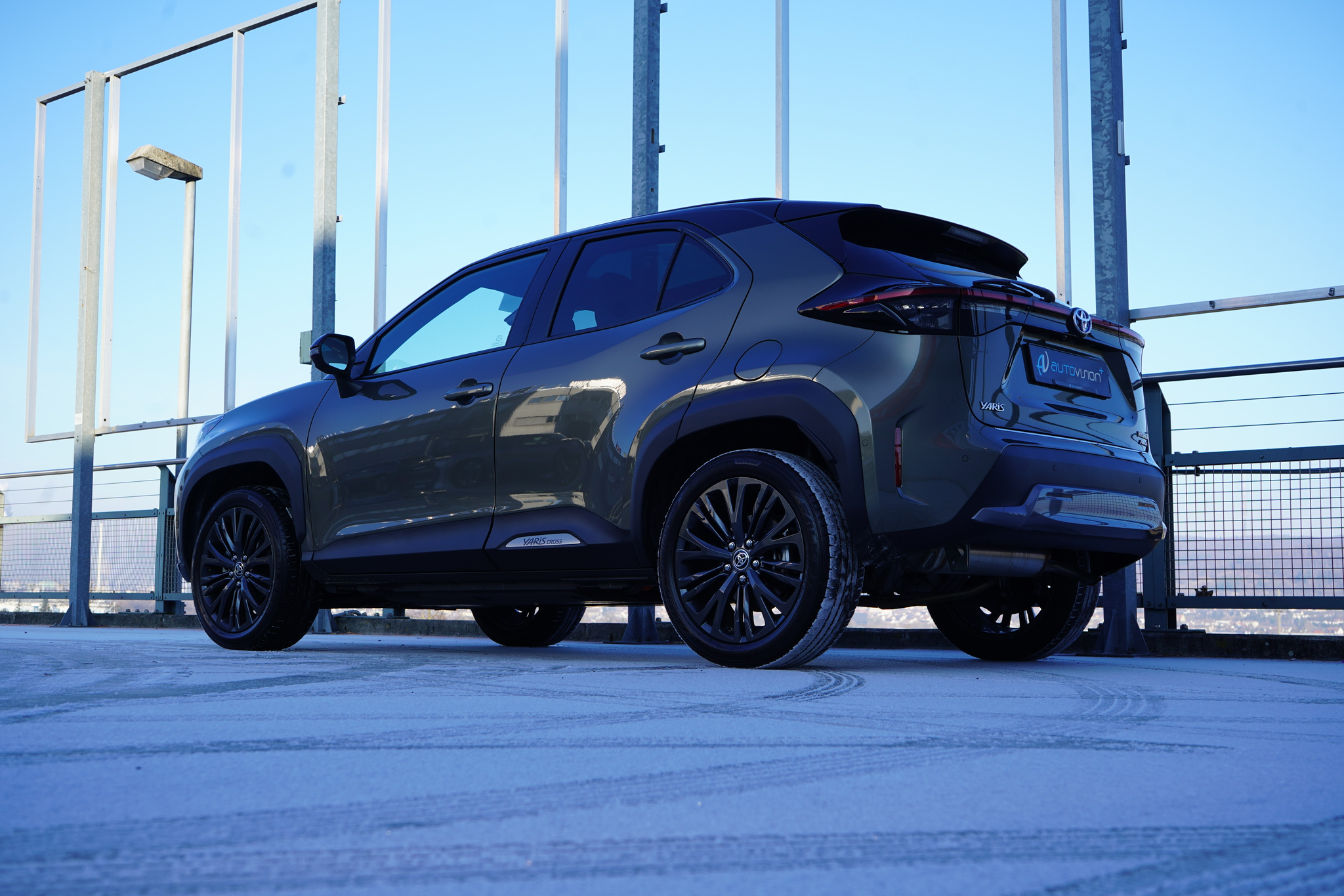 listing desktop thumbnail image 7