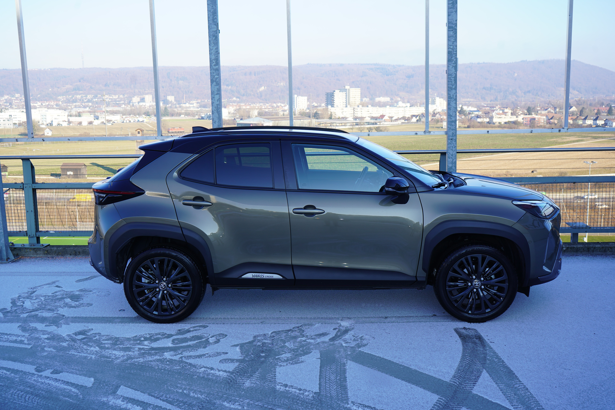 listing desktop thumbnail image 4