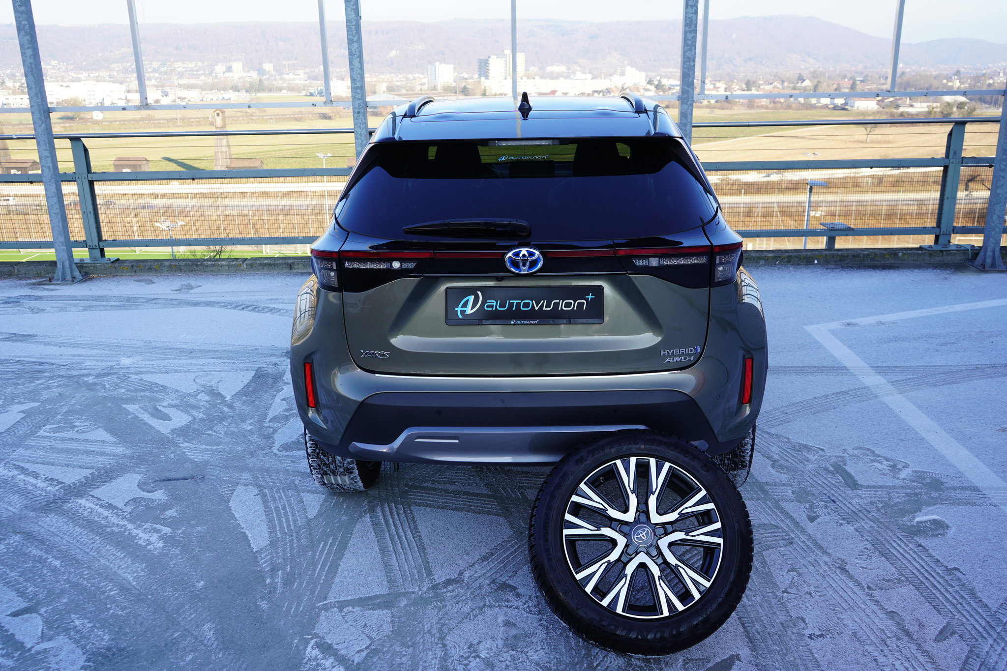 listing desktop thumbnail image 18