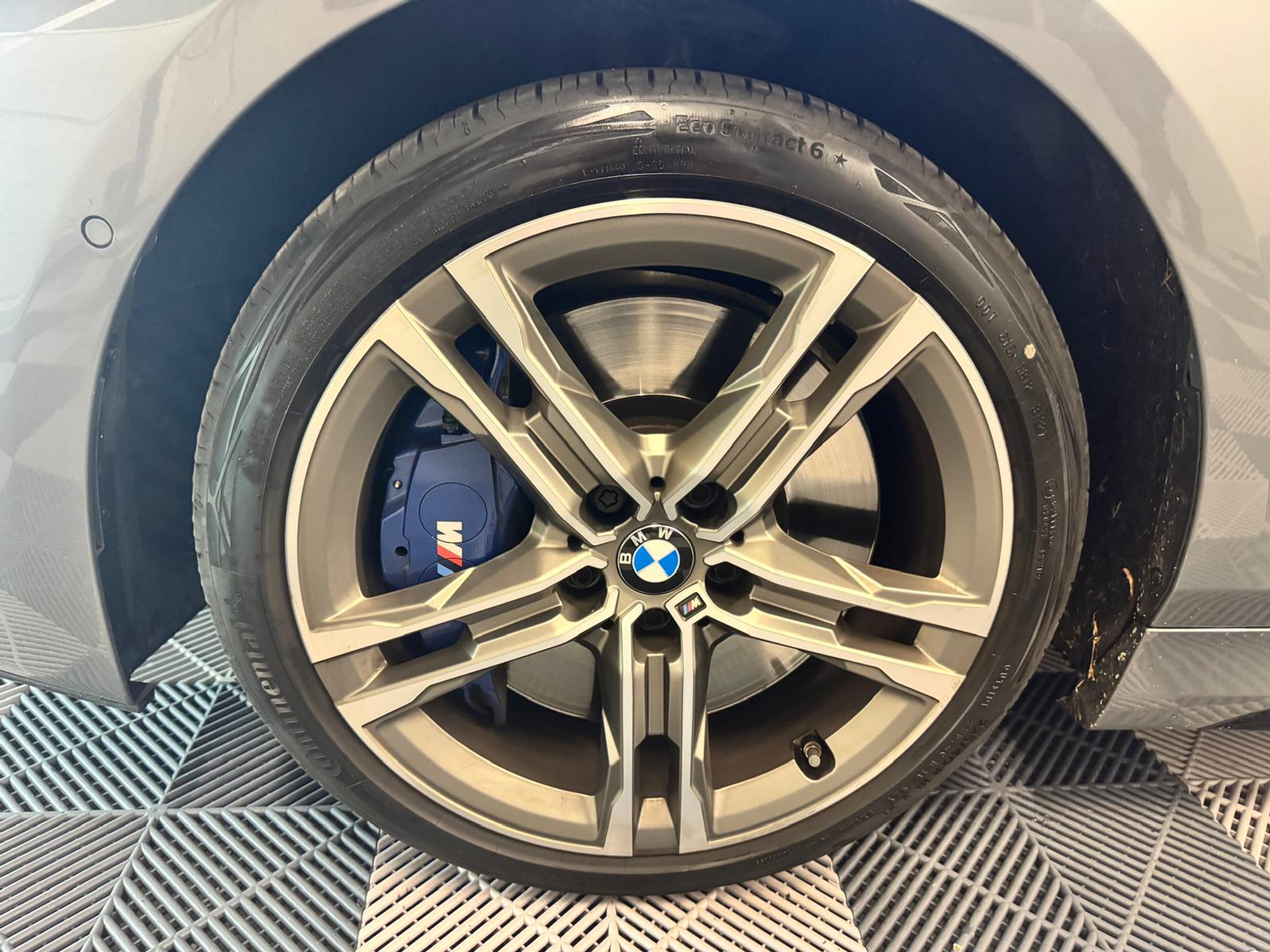 listing desktop thumbnail image 25