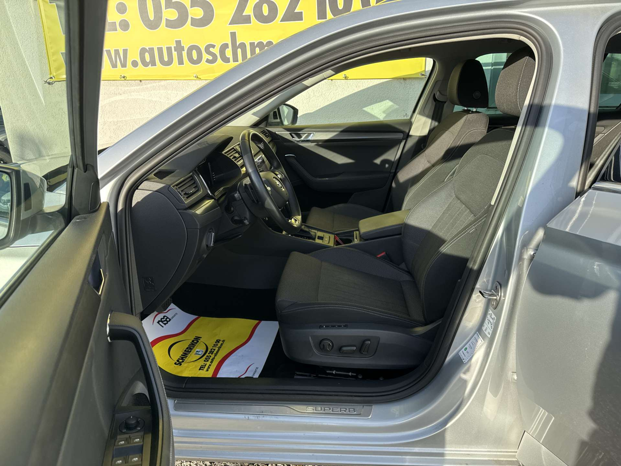 listing desktop thumbnail image 6