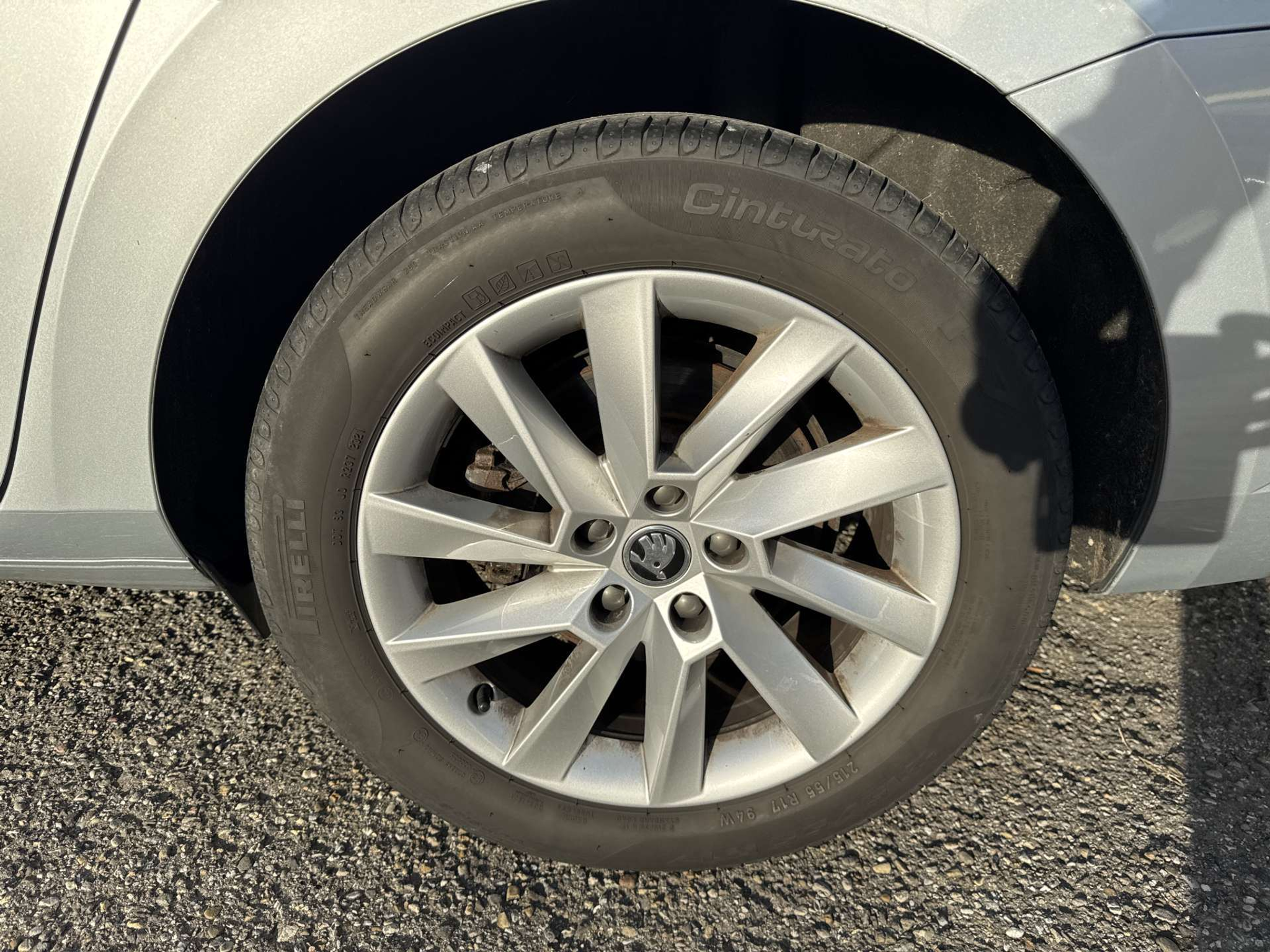 listing desktop thumbnail image 9