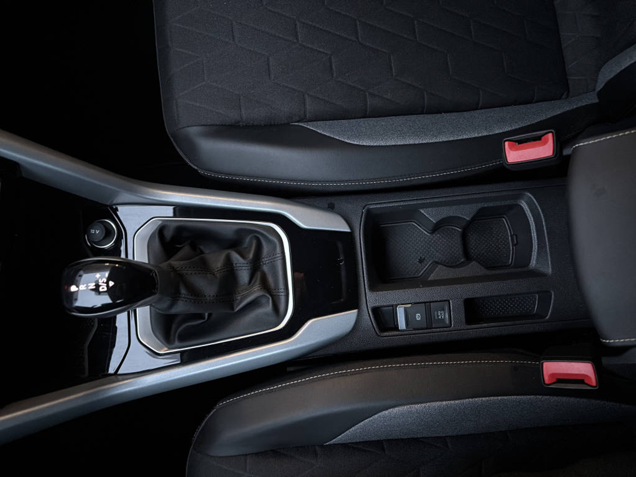 listing desktop thumbnail image 11