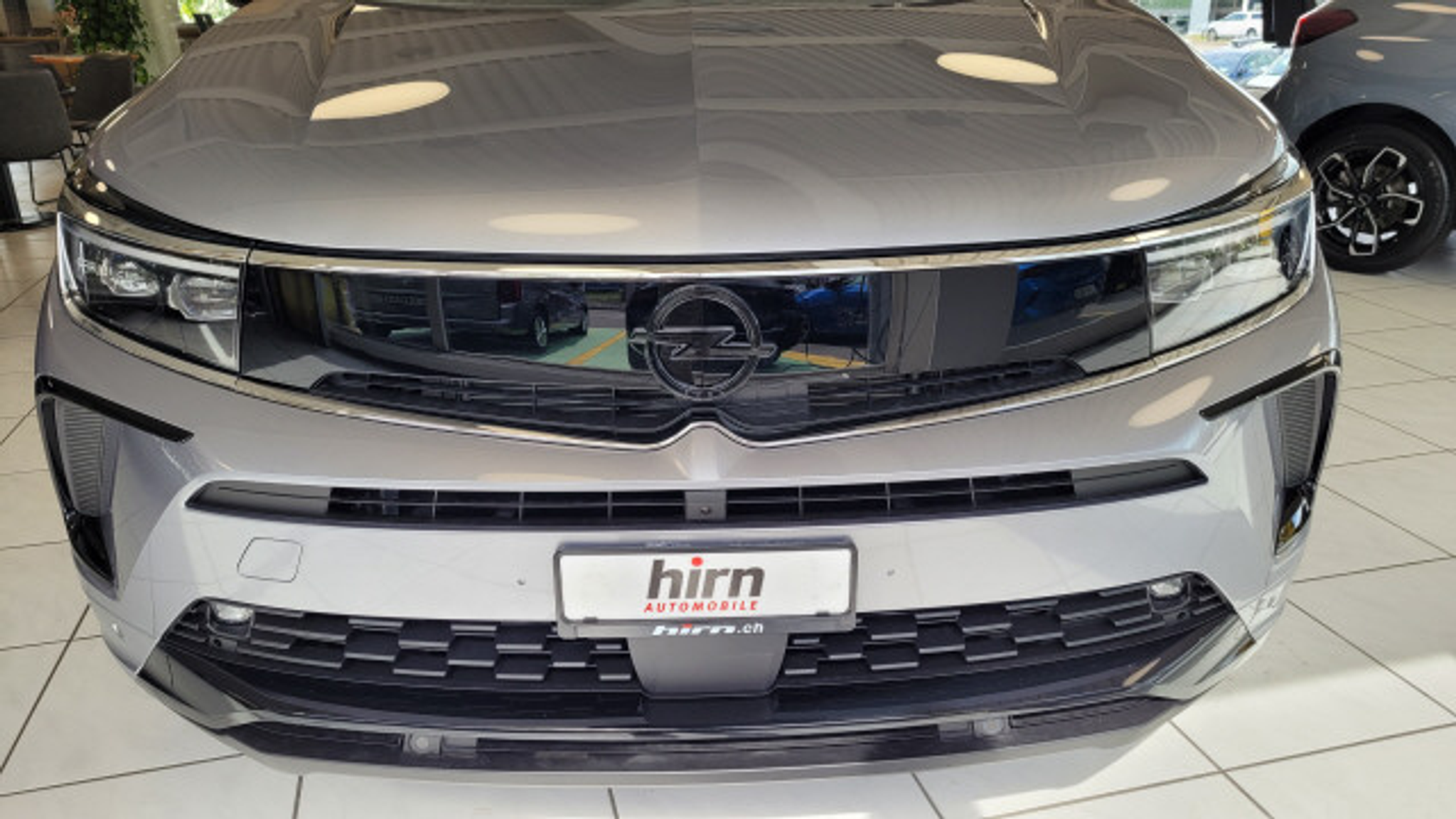 listing desktop thumbnail image 1