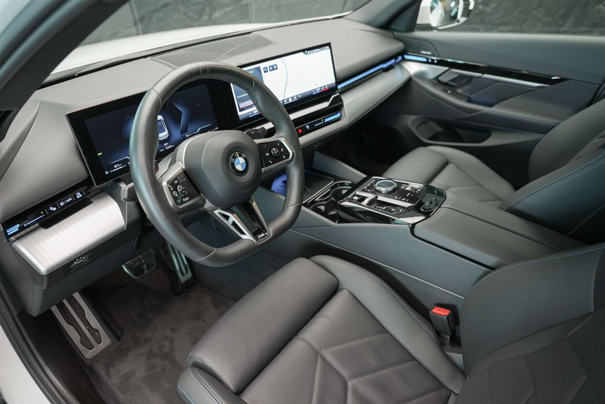 listing desktop thumbnail image 14