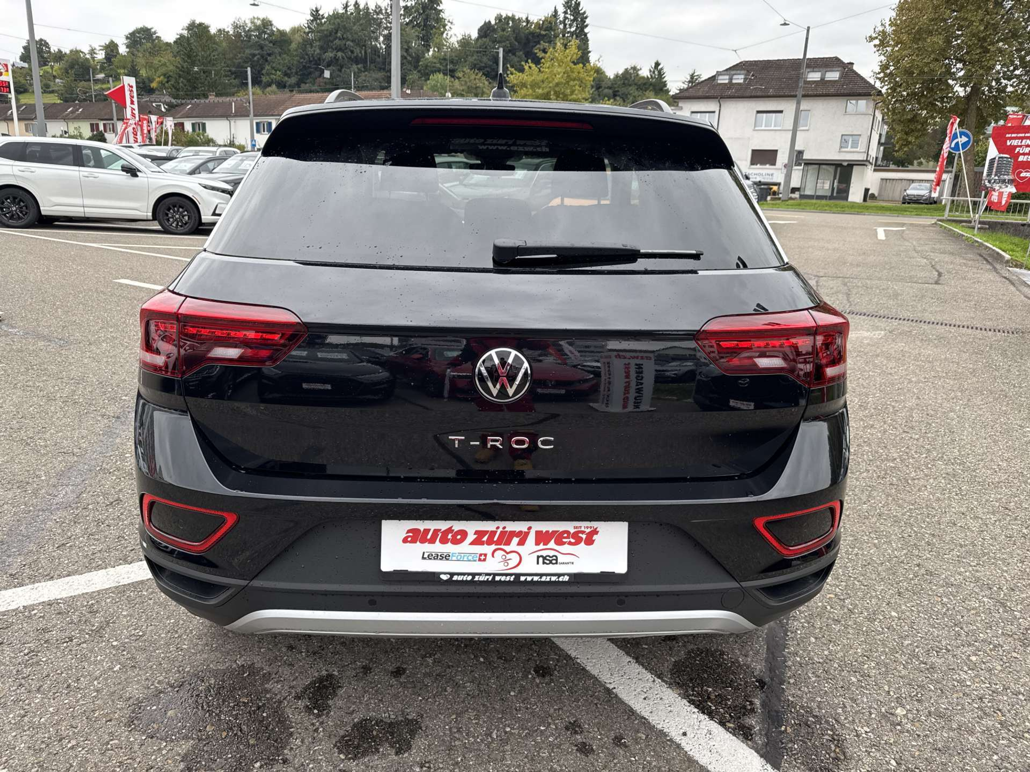 listing desktop thumbnail image 13