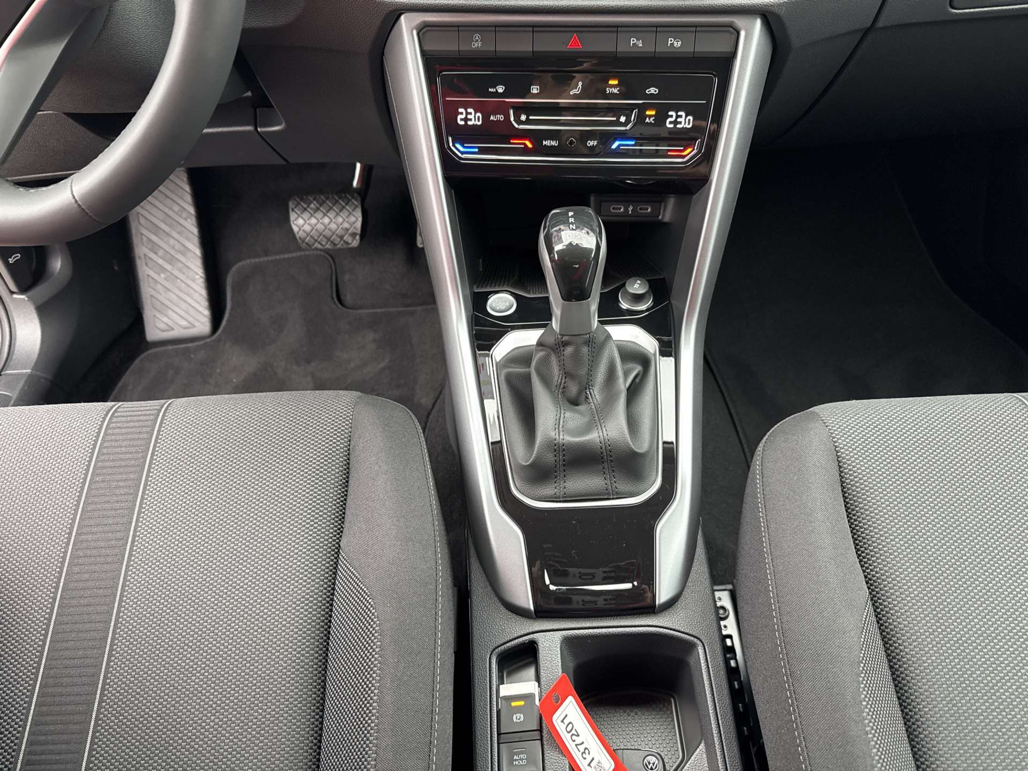 listing desktop thumbnail image 10