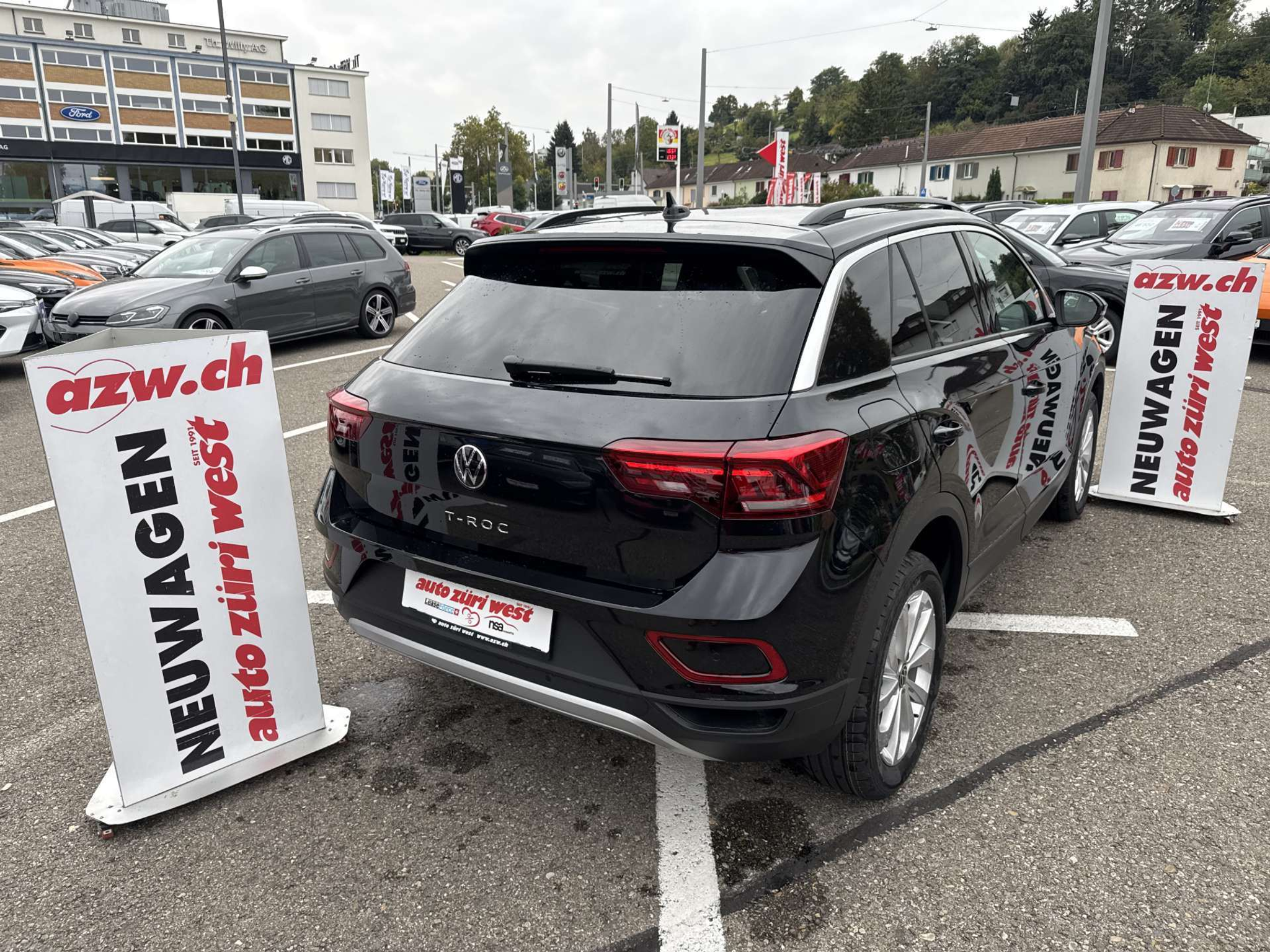 listing desktop thumbnail image 2