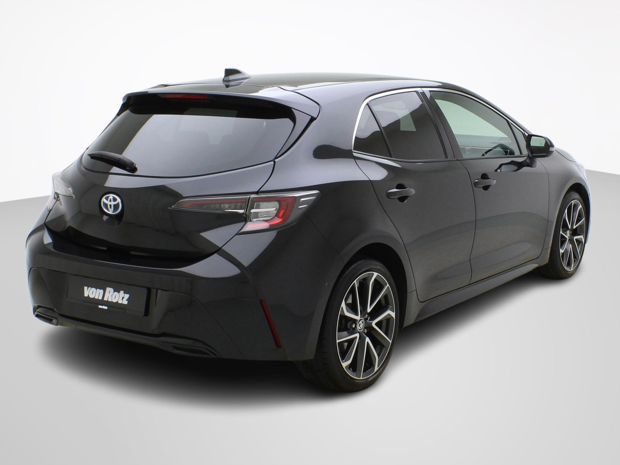 listing desktop thumbnail image 3