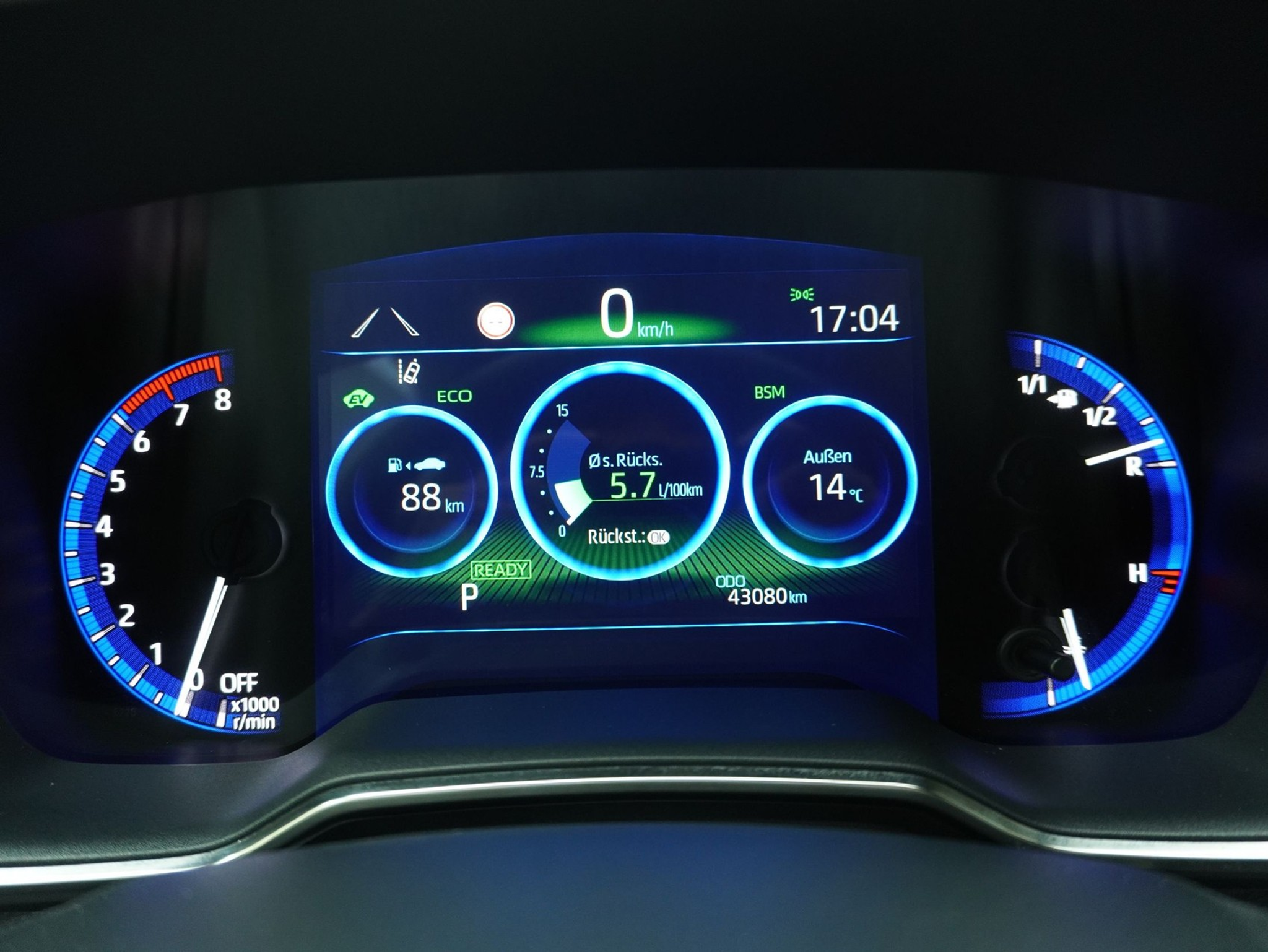 listing desktop thumbnail image 14