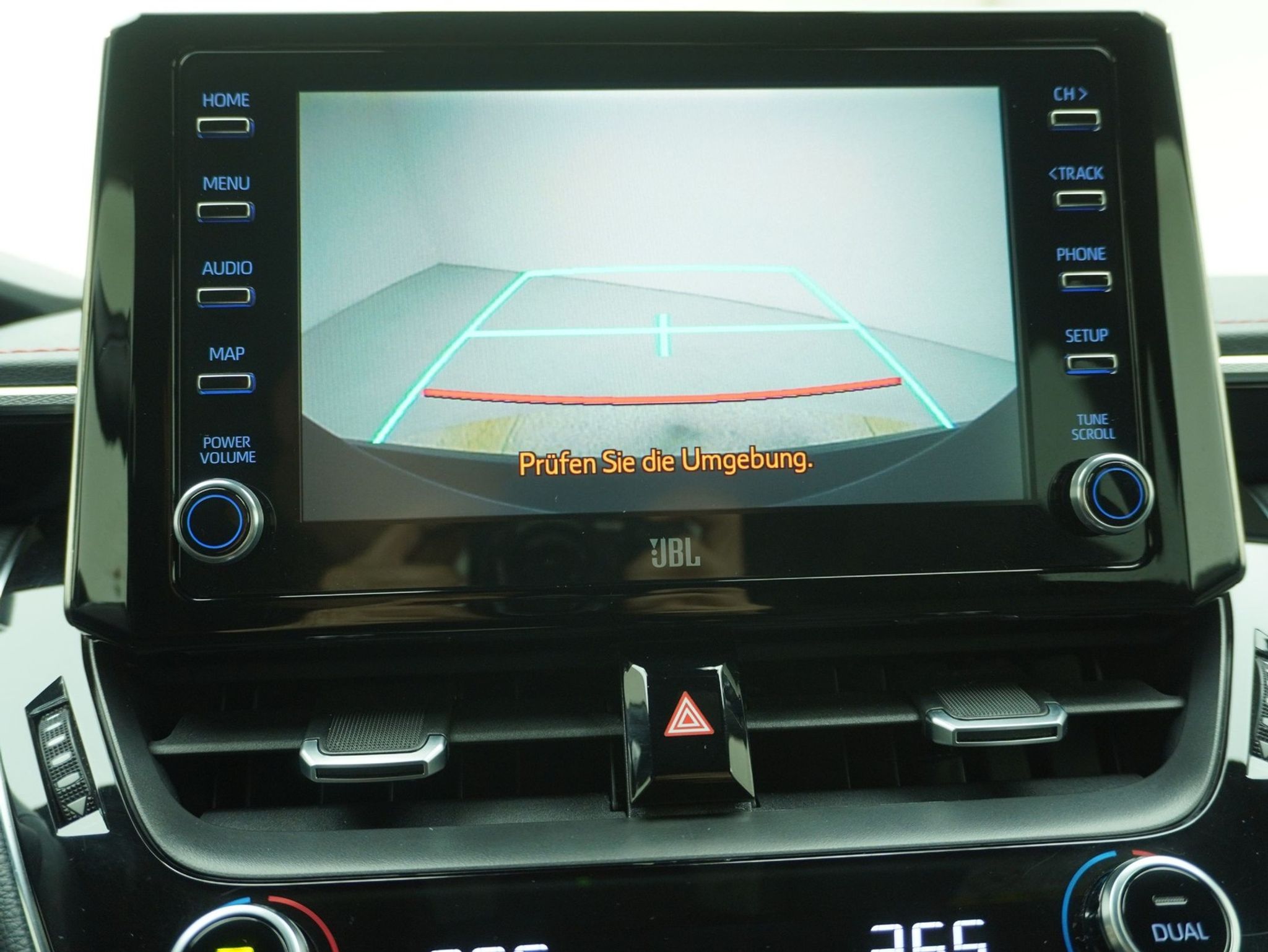 listing desktop thumbnail image 16