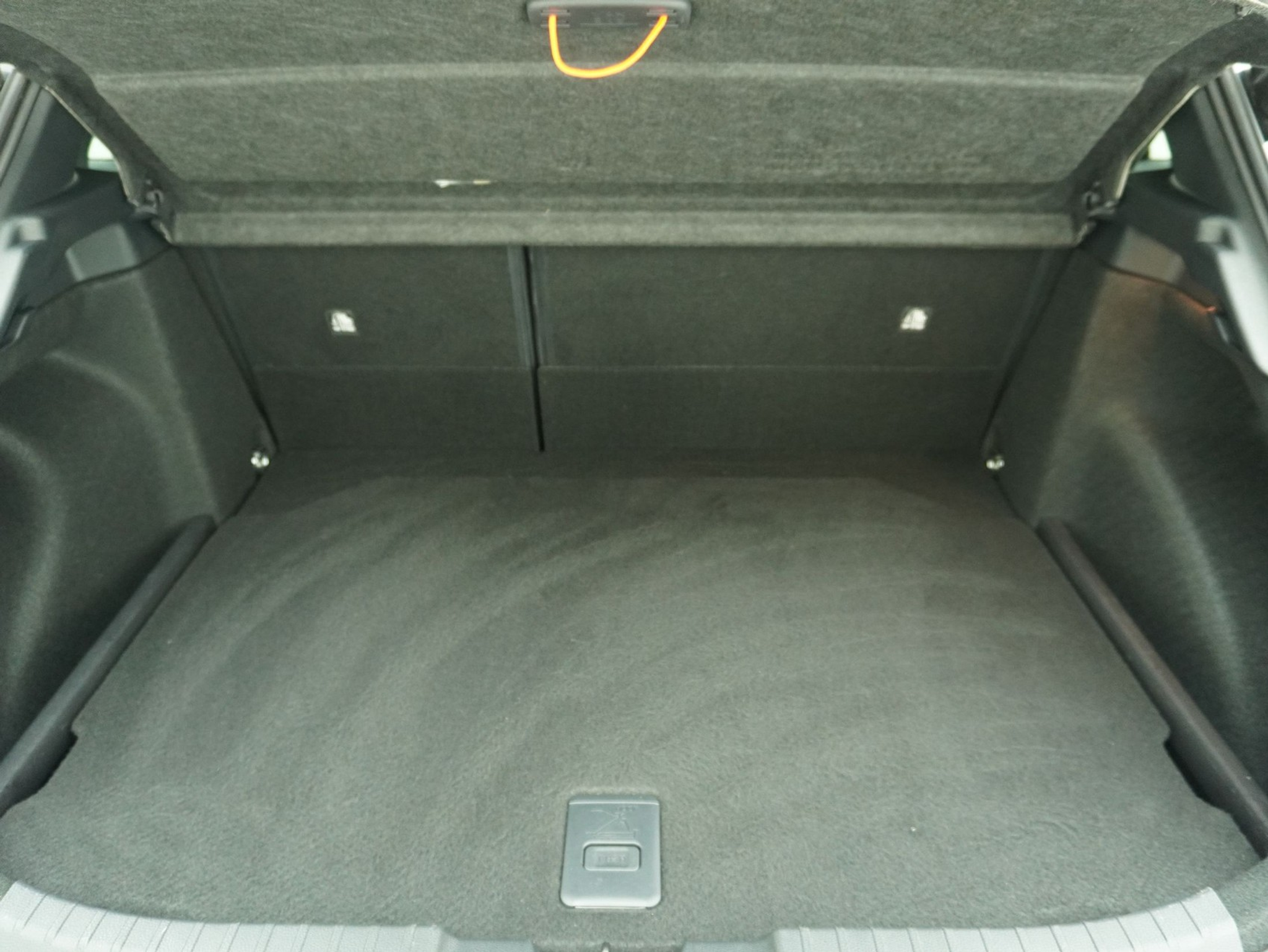 listing desktop thumbnail image 10