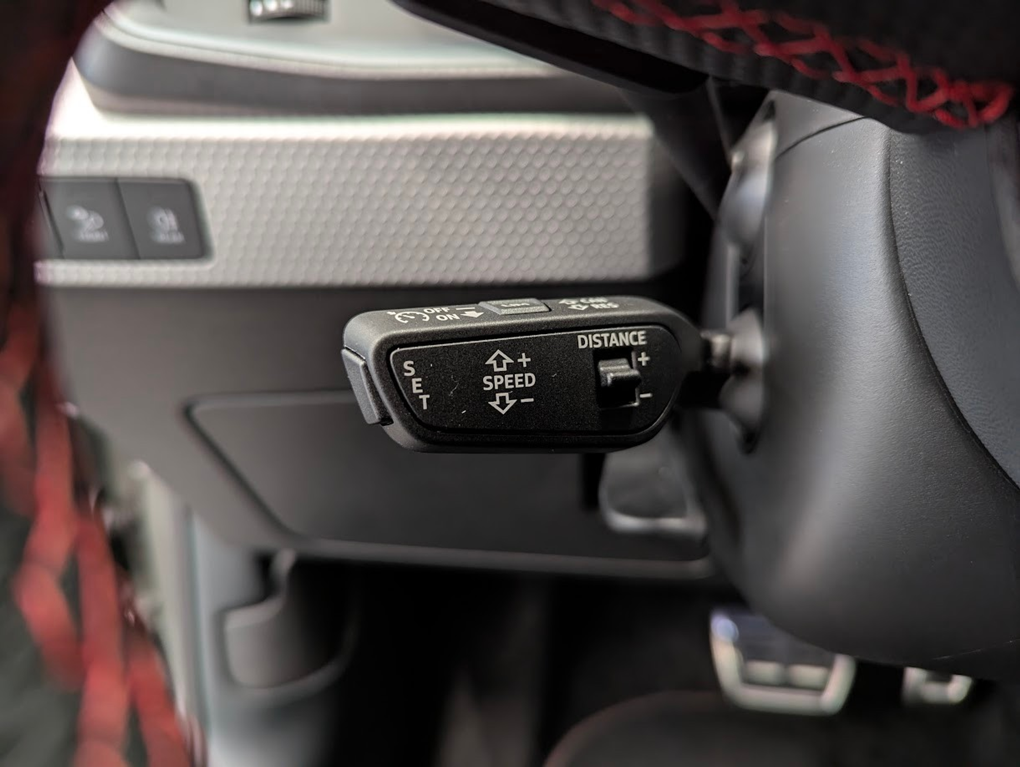 listing desktop thumbnail image 10