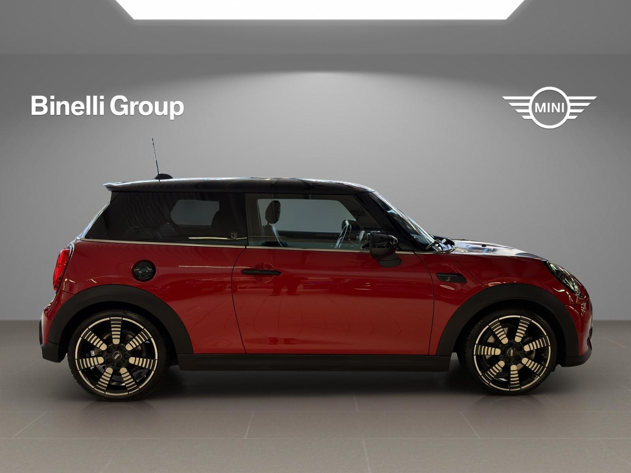 listing desktop thumbnail image 6