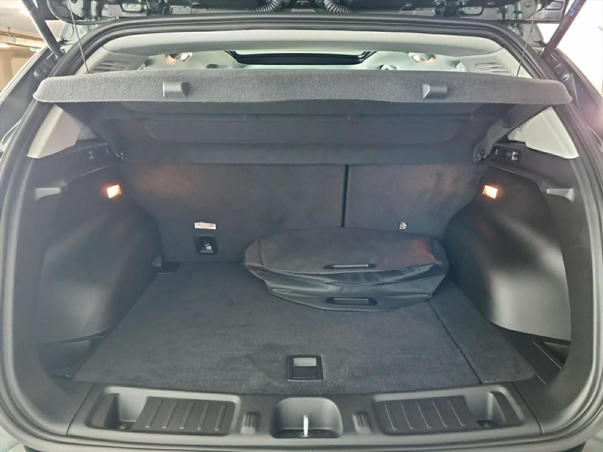 listing desktop thumbnail image 12