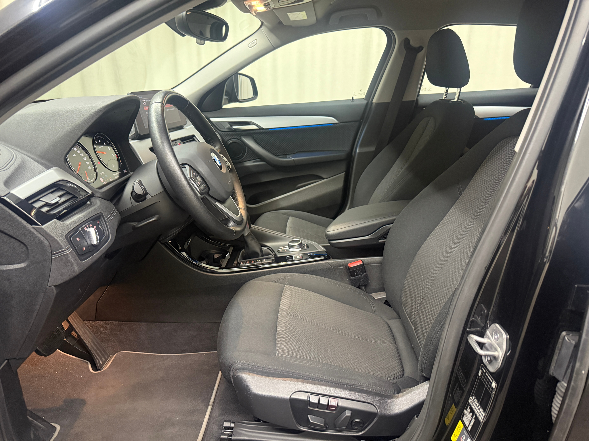 listing desktop thumbnail image 6