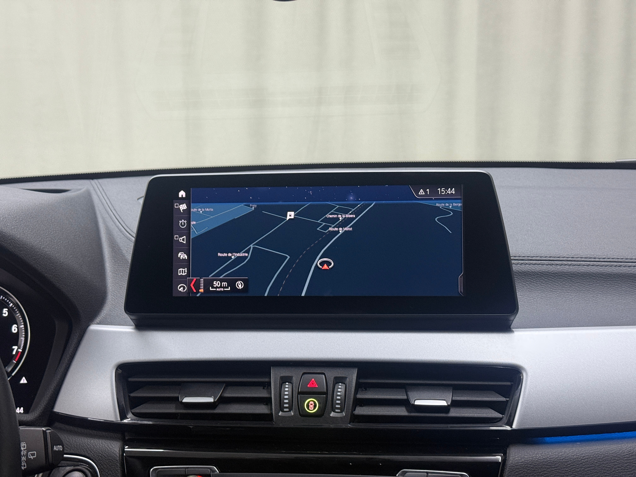 listing desktop thumbnail image 9