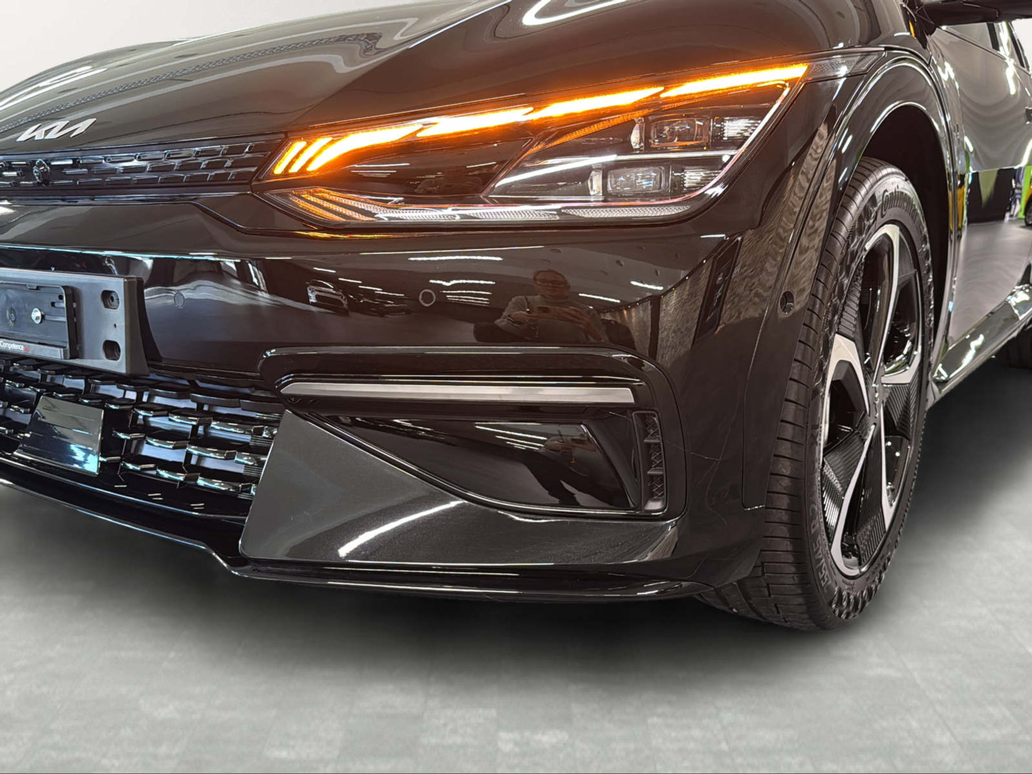 listing desktop thumbnail image 6