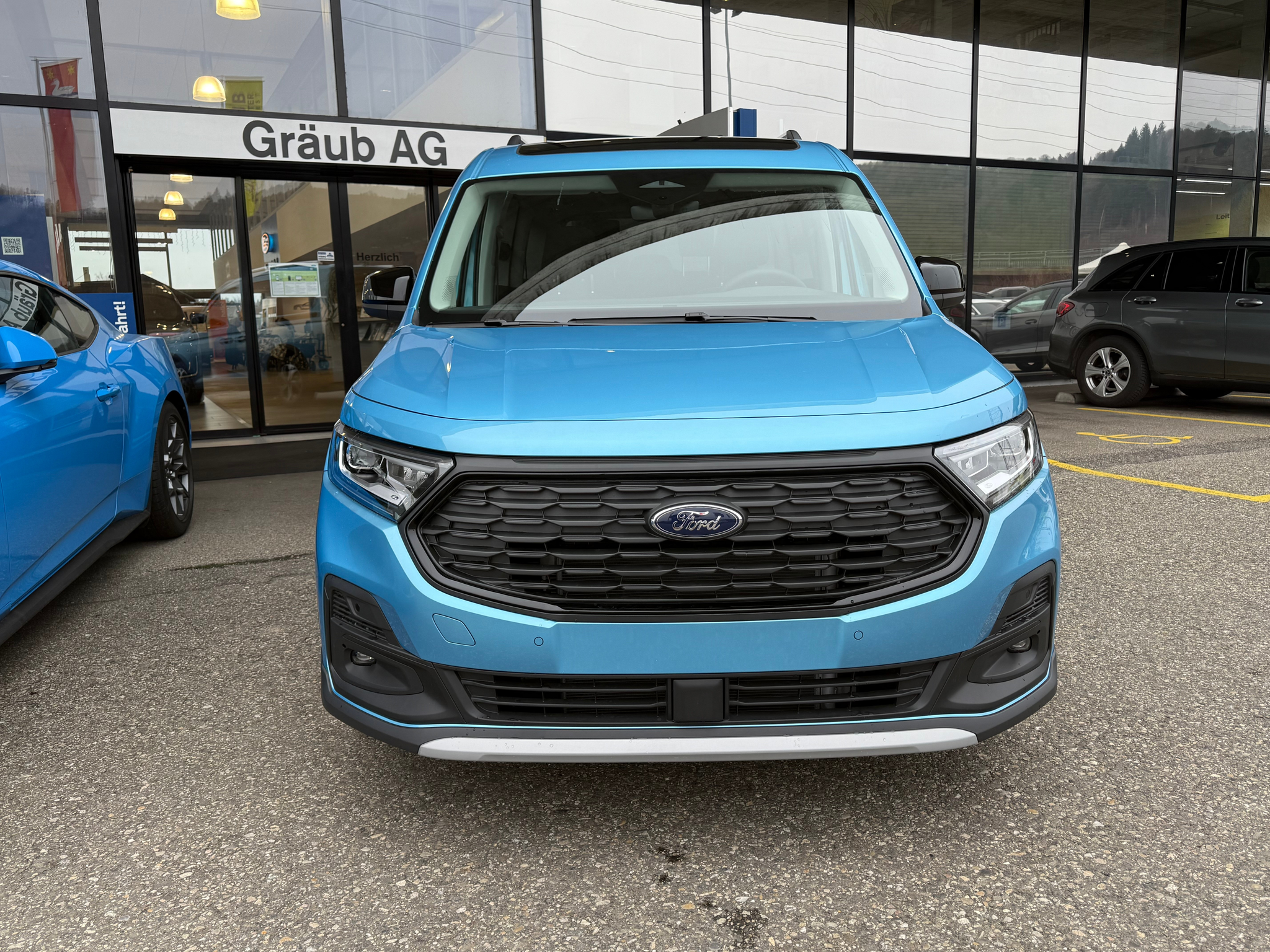 listing desktop thumbnail image 2