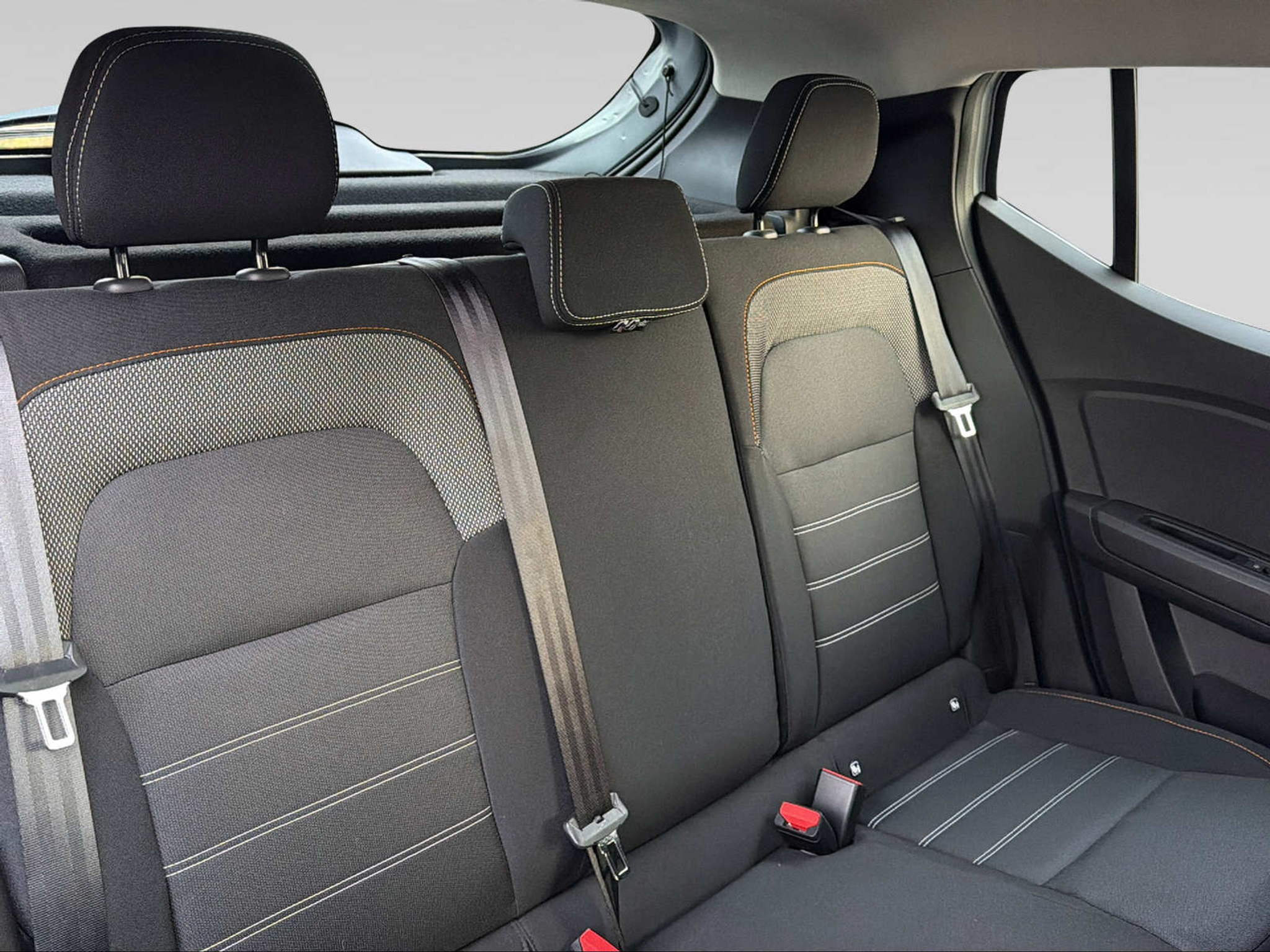 listing desktop thumbnail image 11