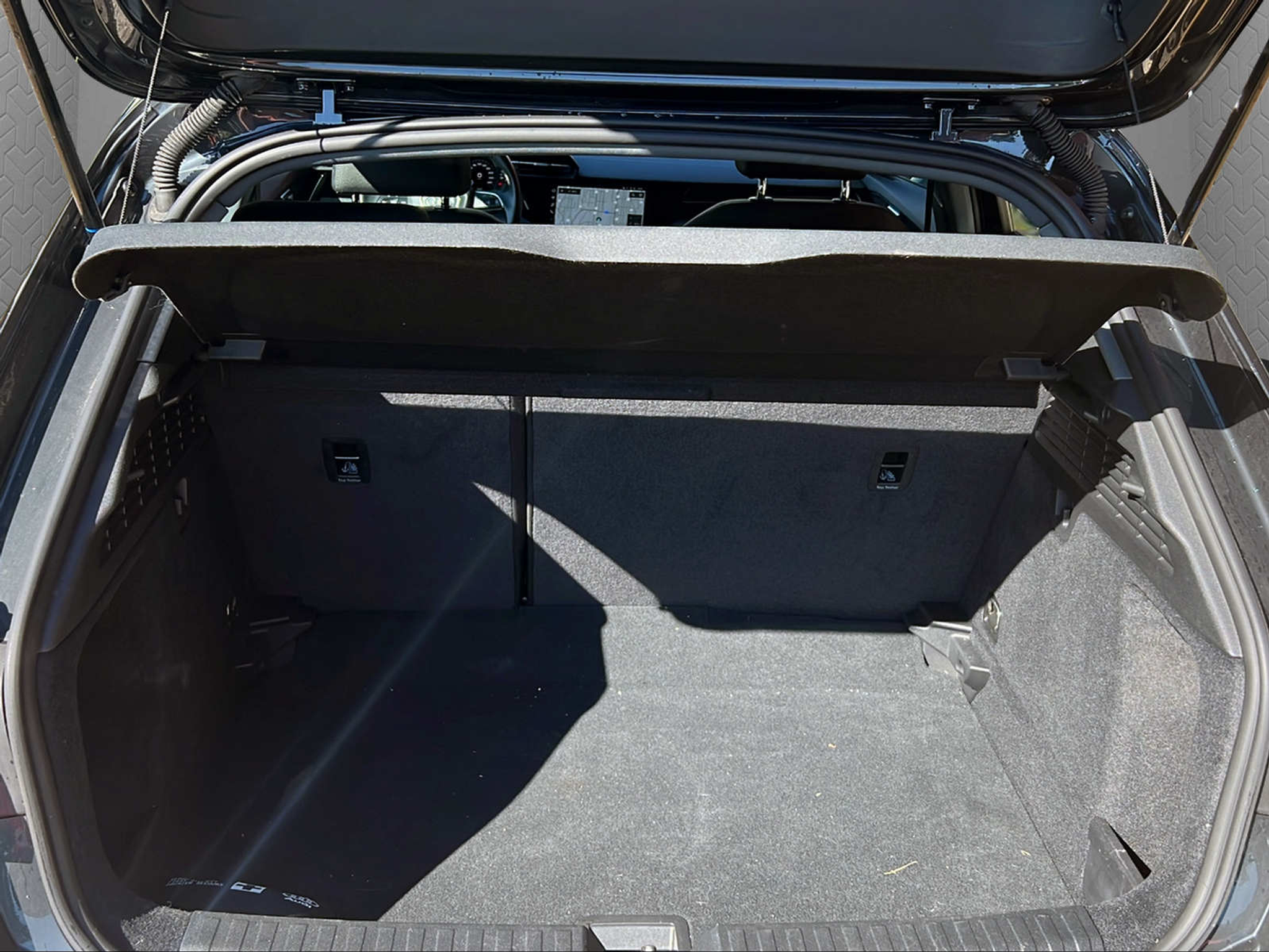 listing desktop thumbnail image 13