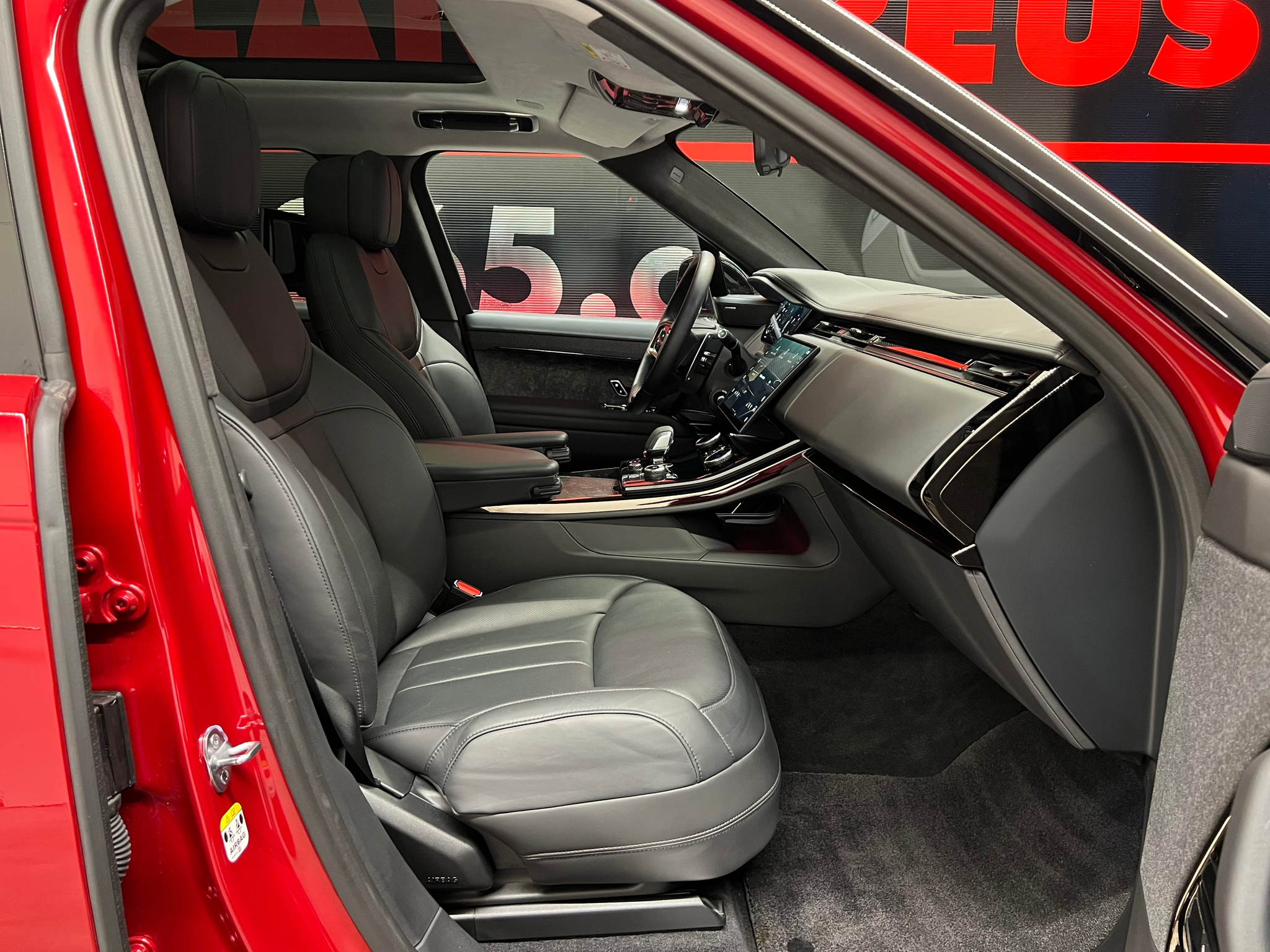 listing desktop thumbnail image 21