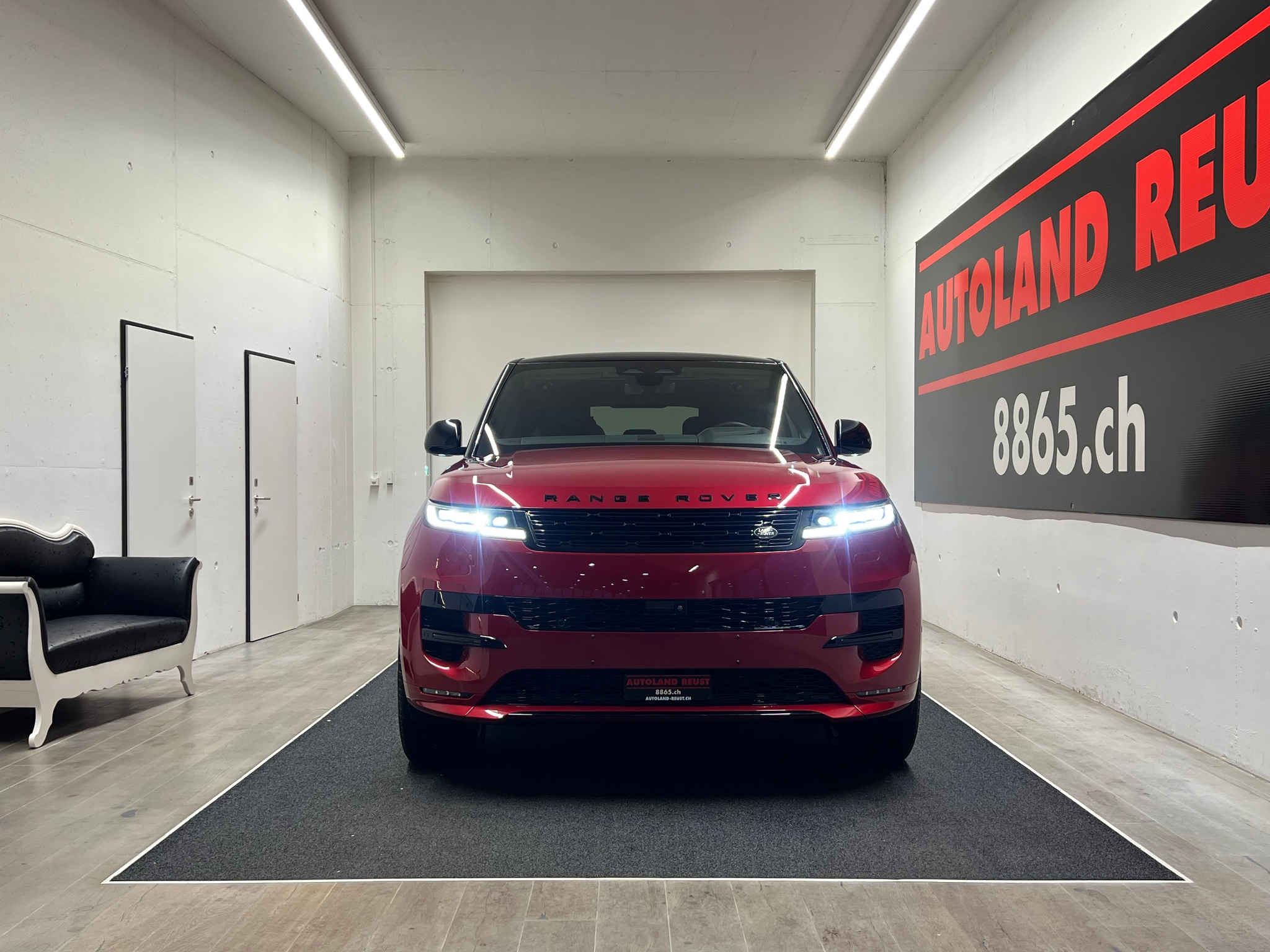 listing desktop thumbnail image 1