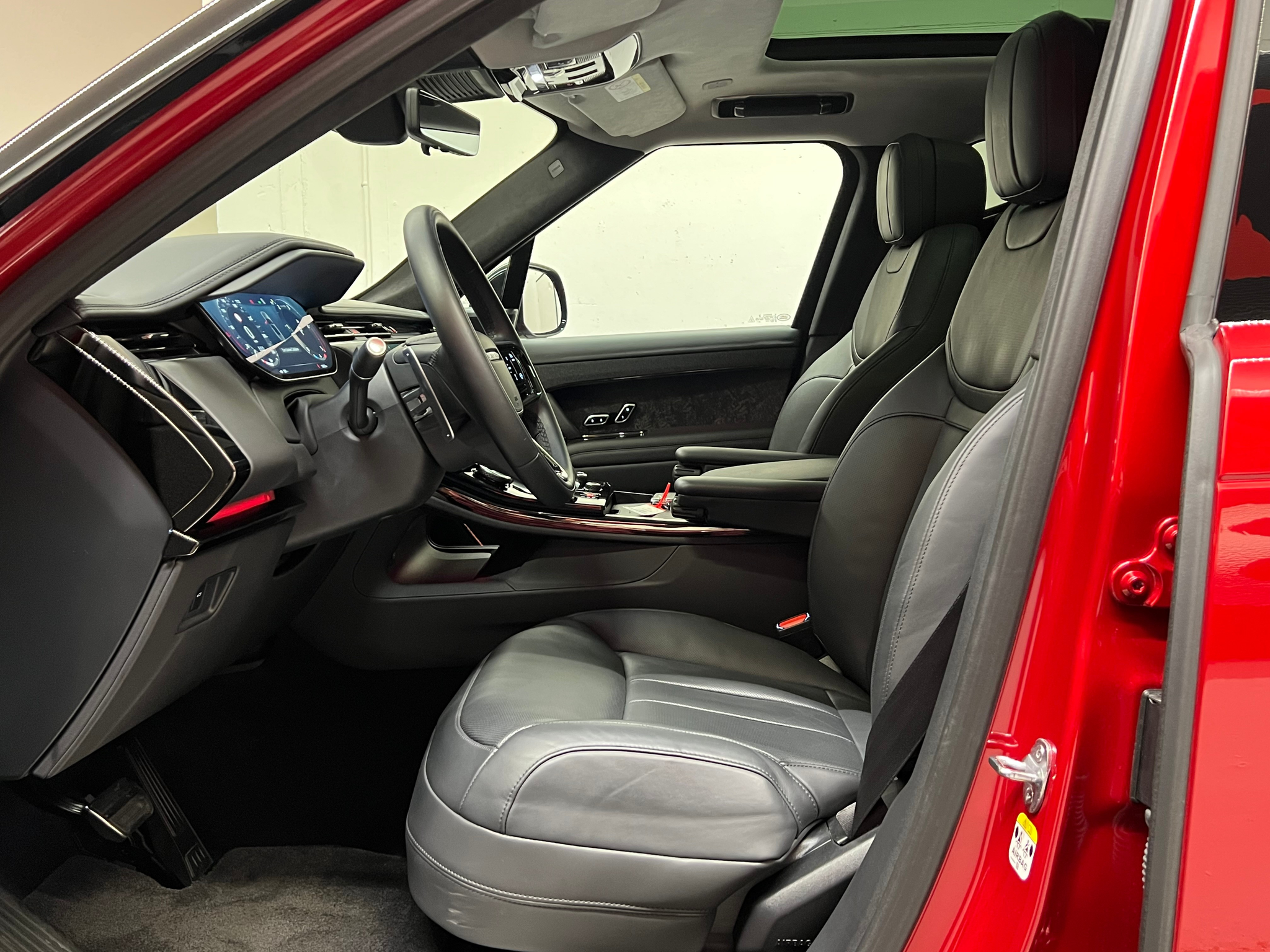 listing desktop thumbnail image 13