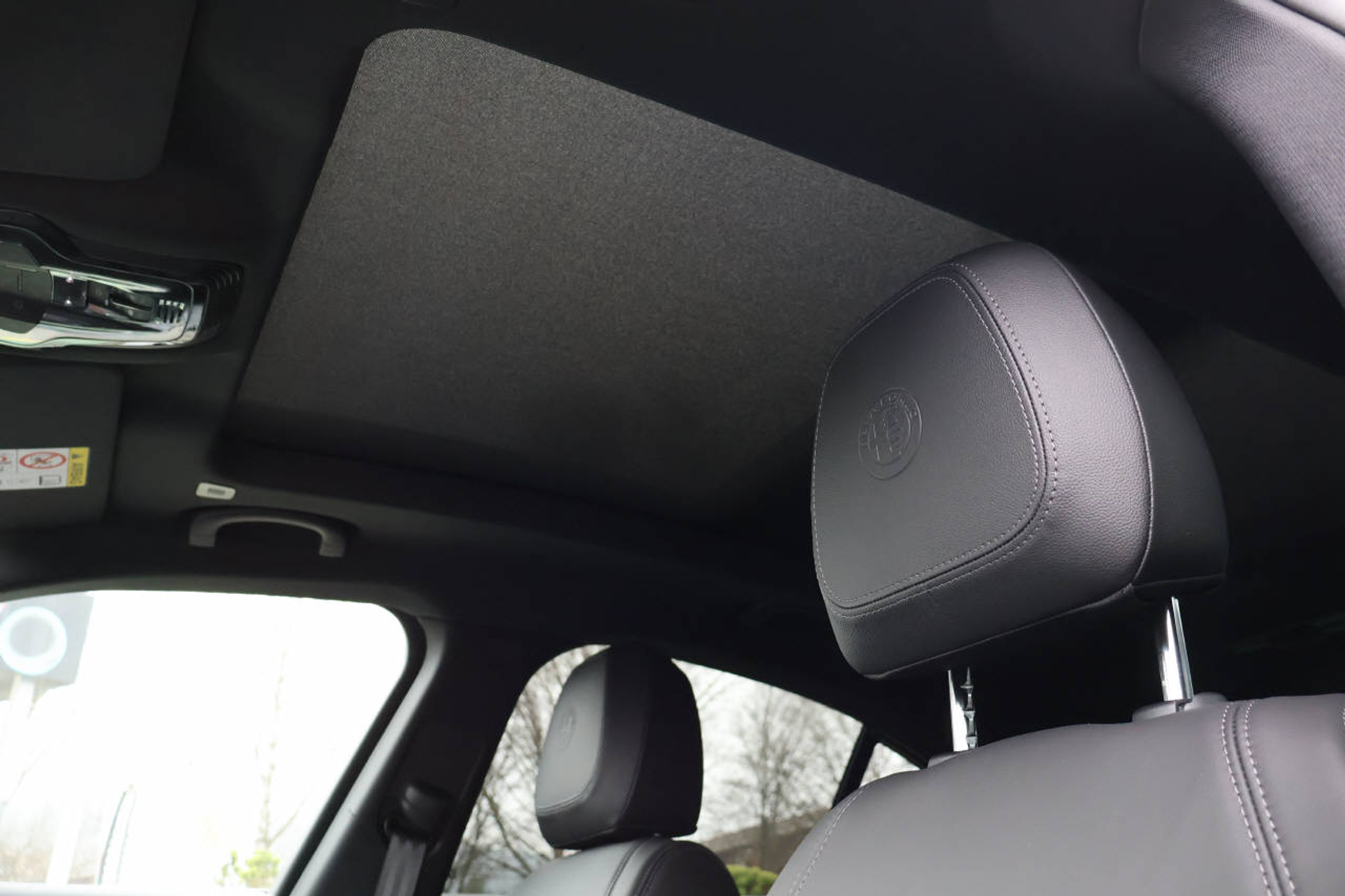 listing desktop thumbnail image 11