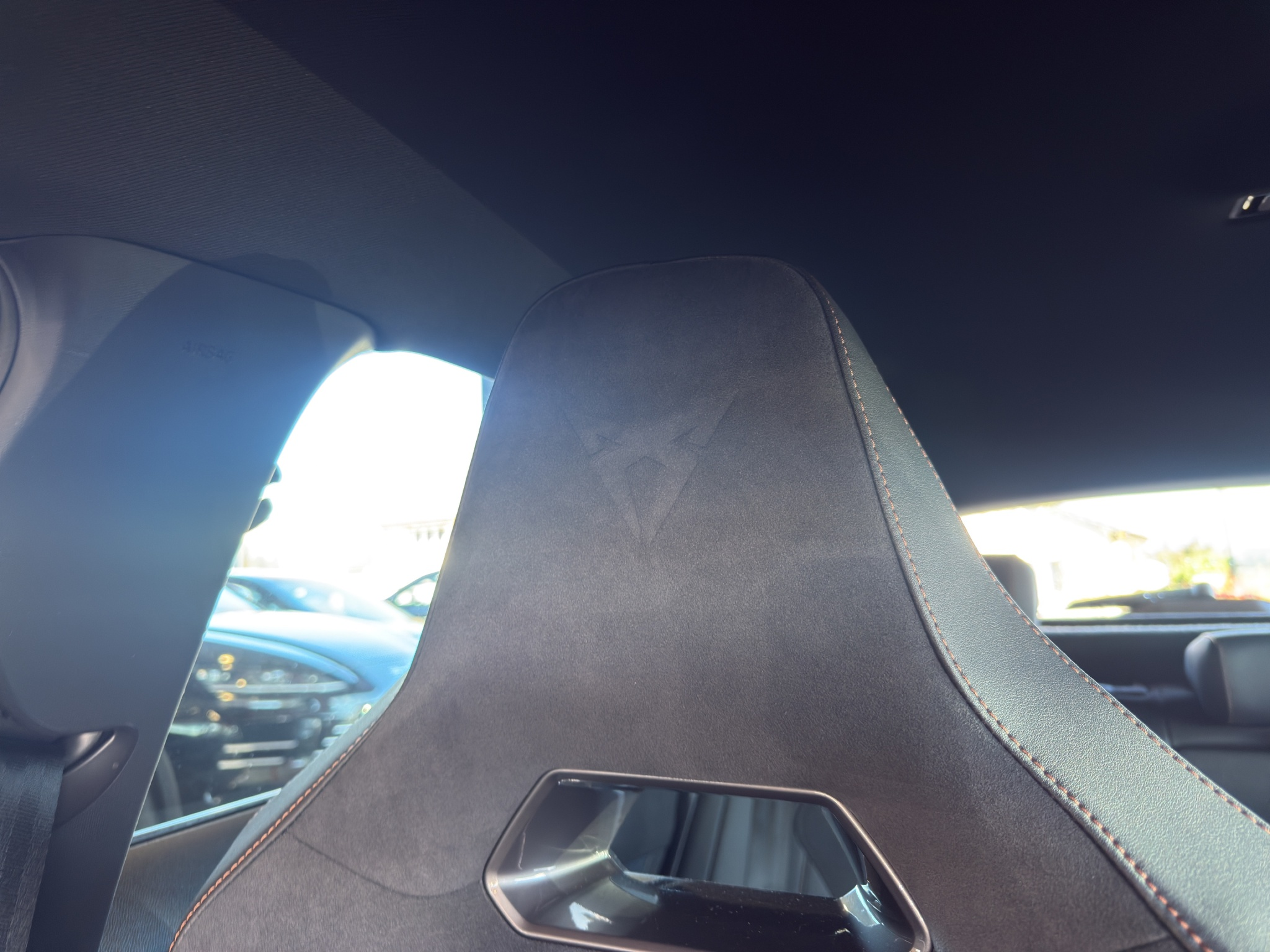 listing desktop thumbnail image 28