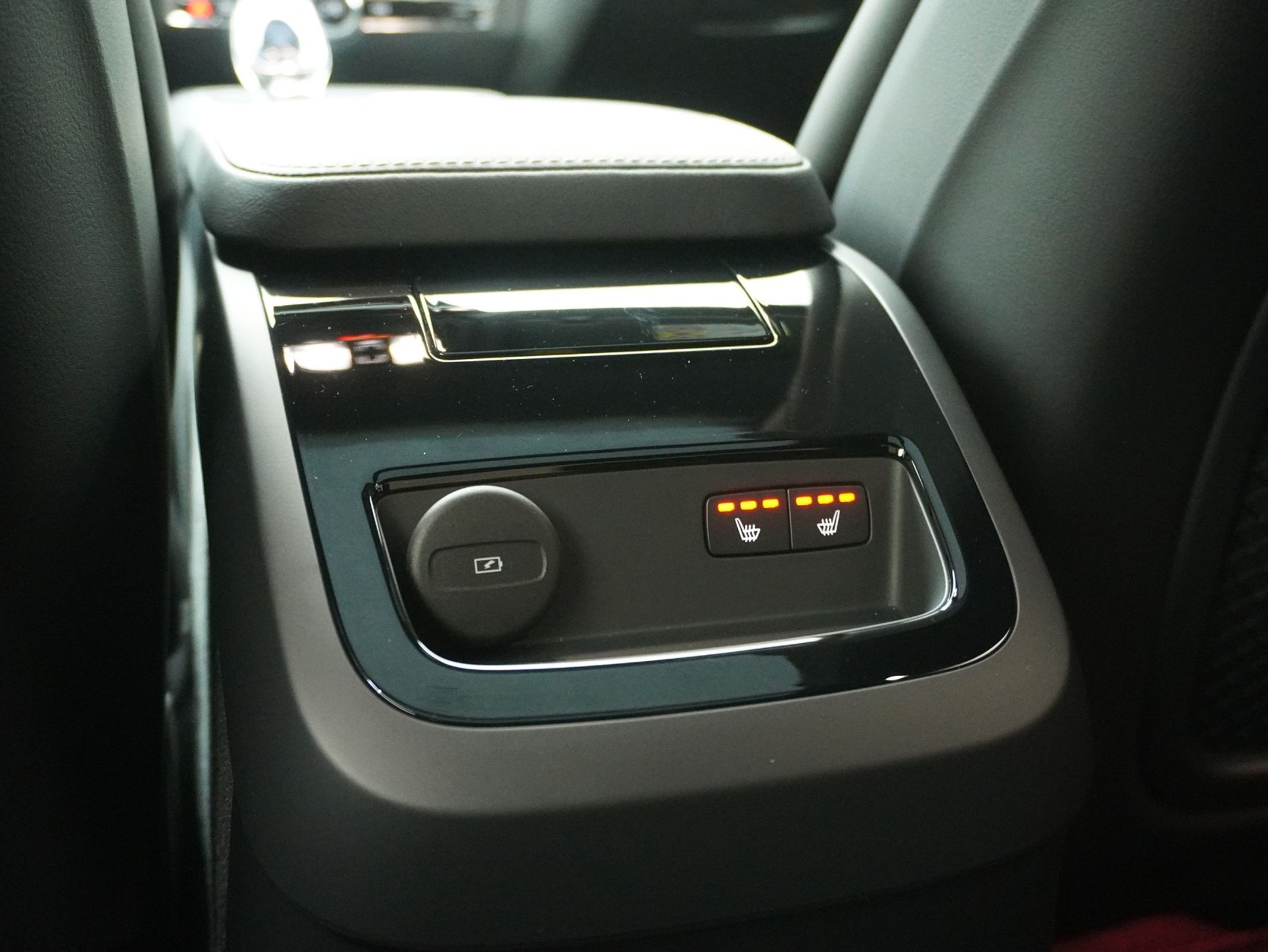 listing desktop thumbnail image 13