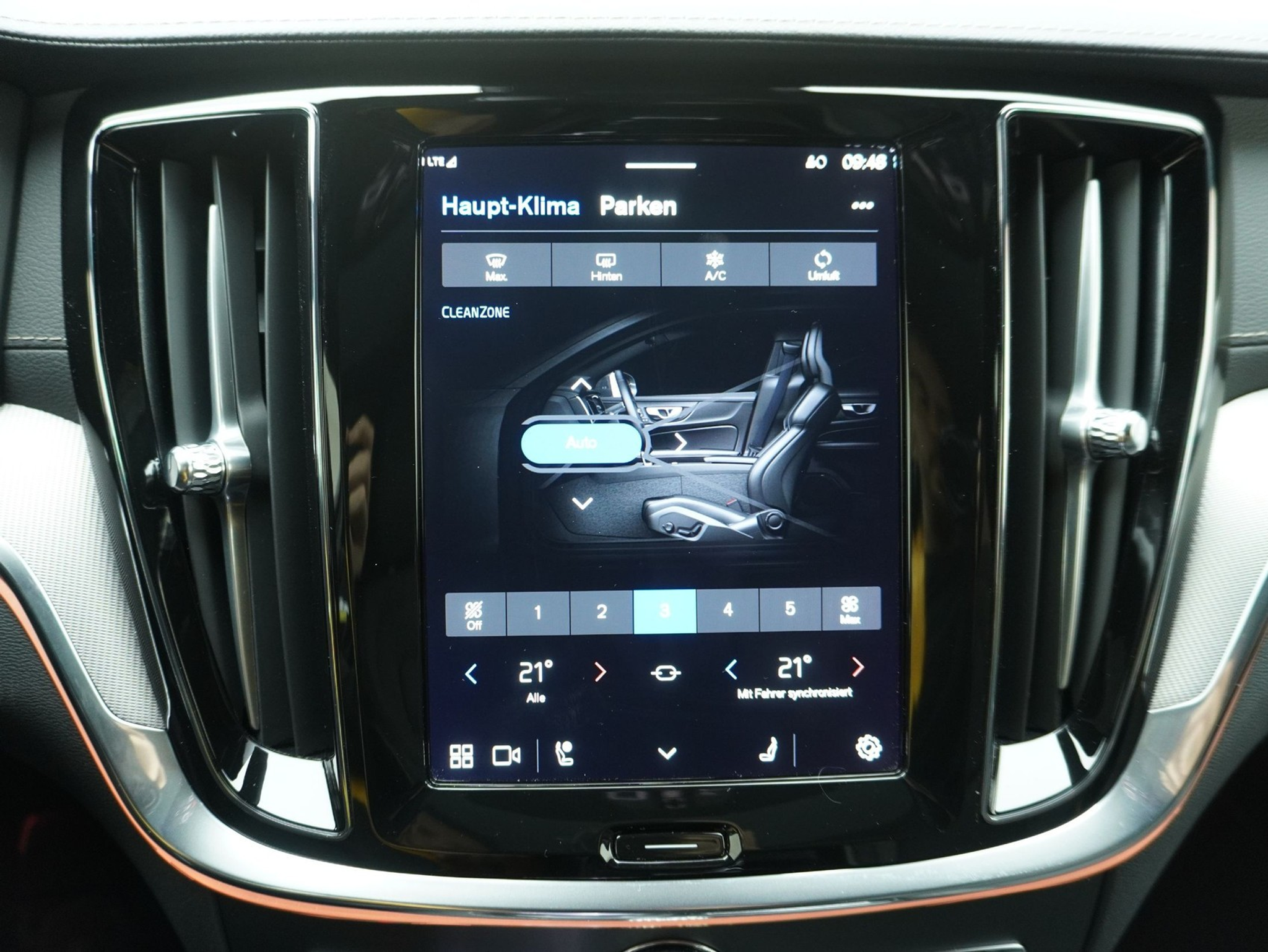 listing desktop thumbnail image 20