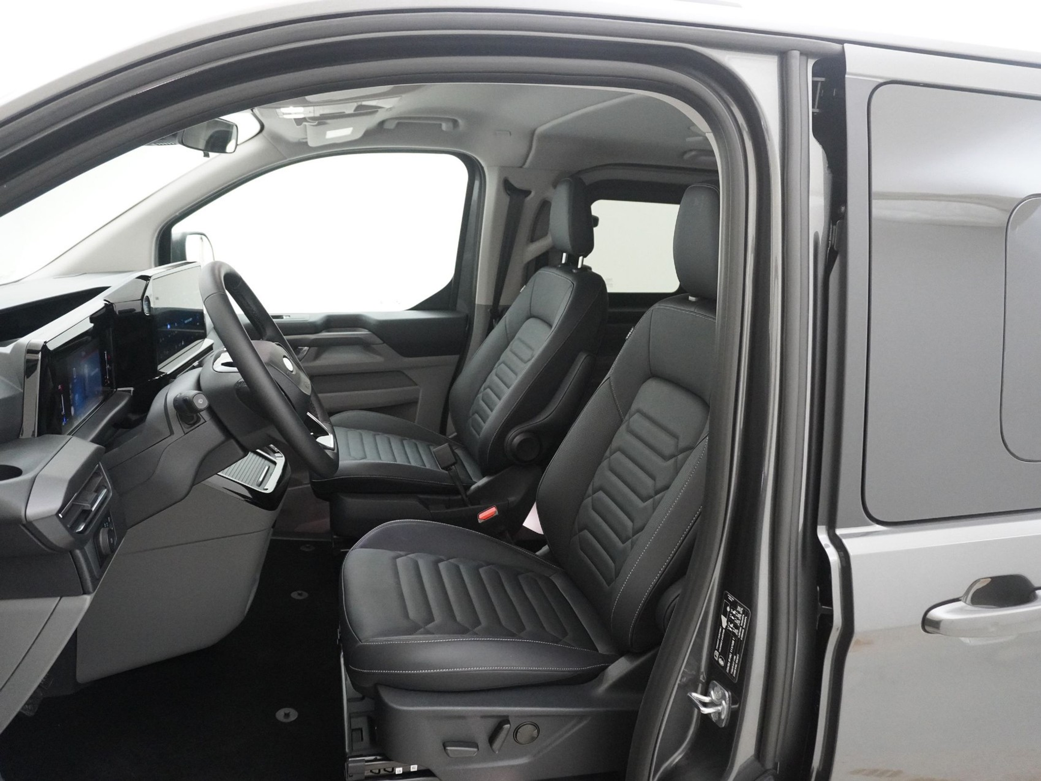 listing desktop thumbnail image 12