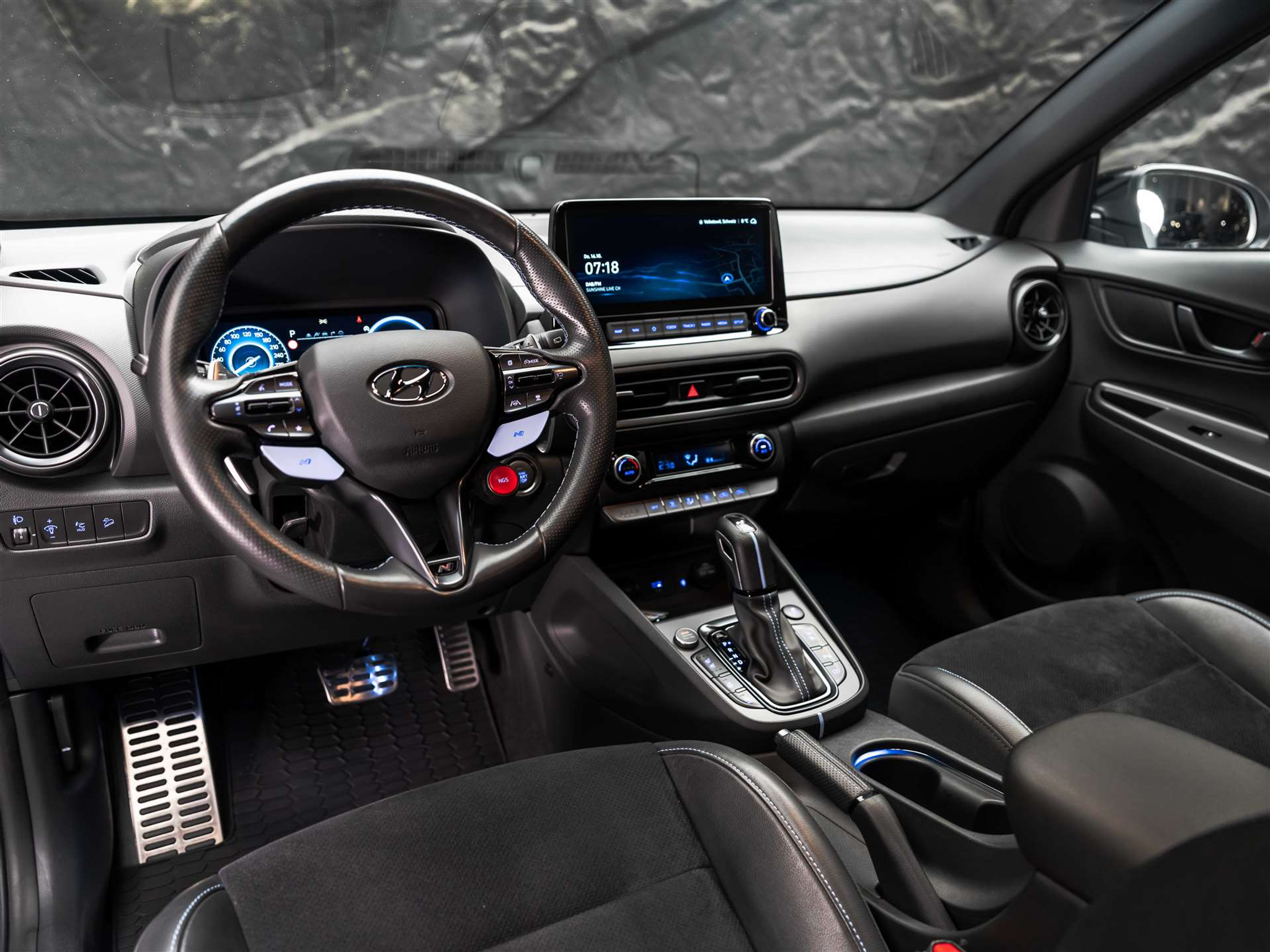 listing desktop thumbnail image 8