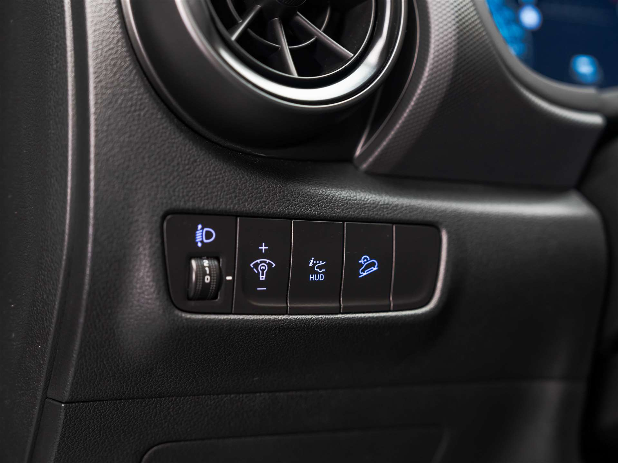 listing desktop thumbnail image 28