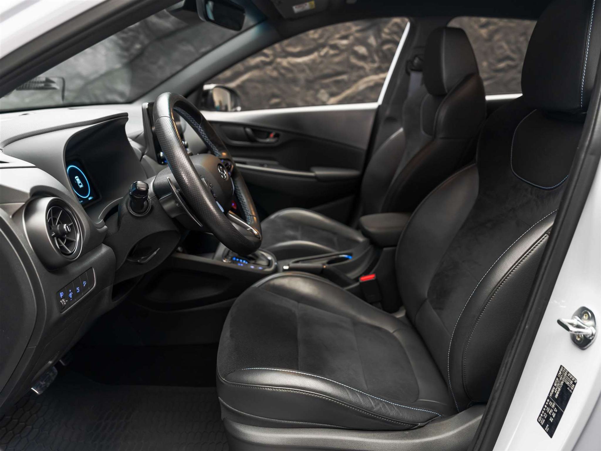 listing desktop thumbnail image 9