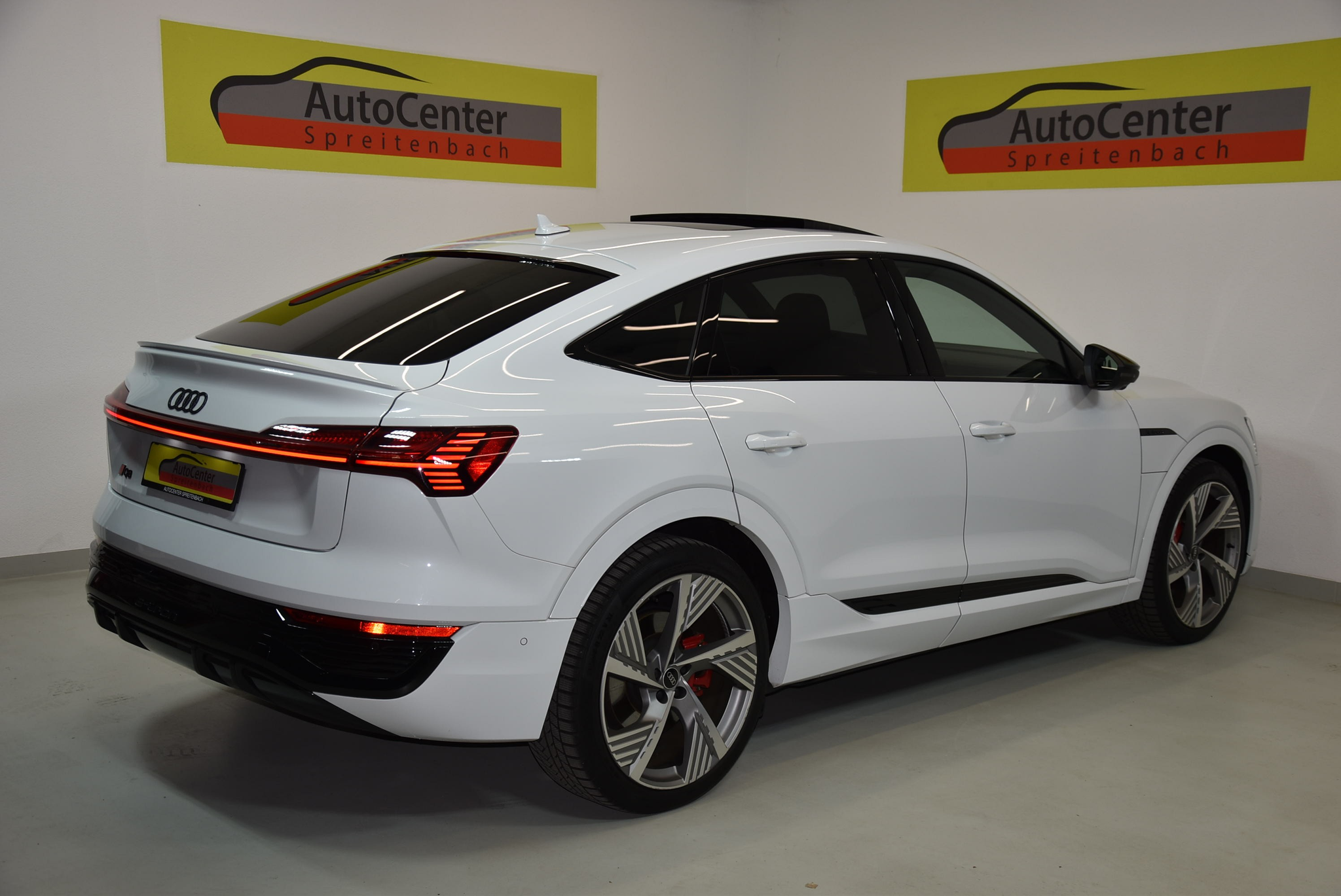 listing desktop thumbnail image 14