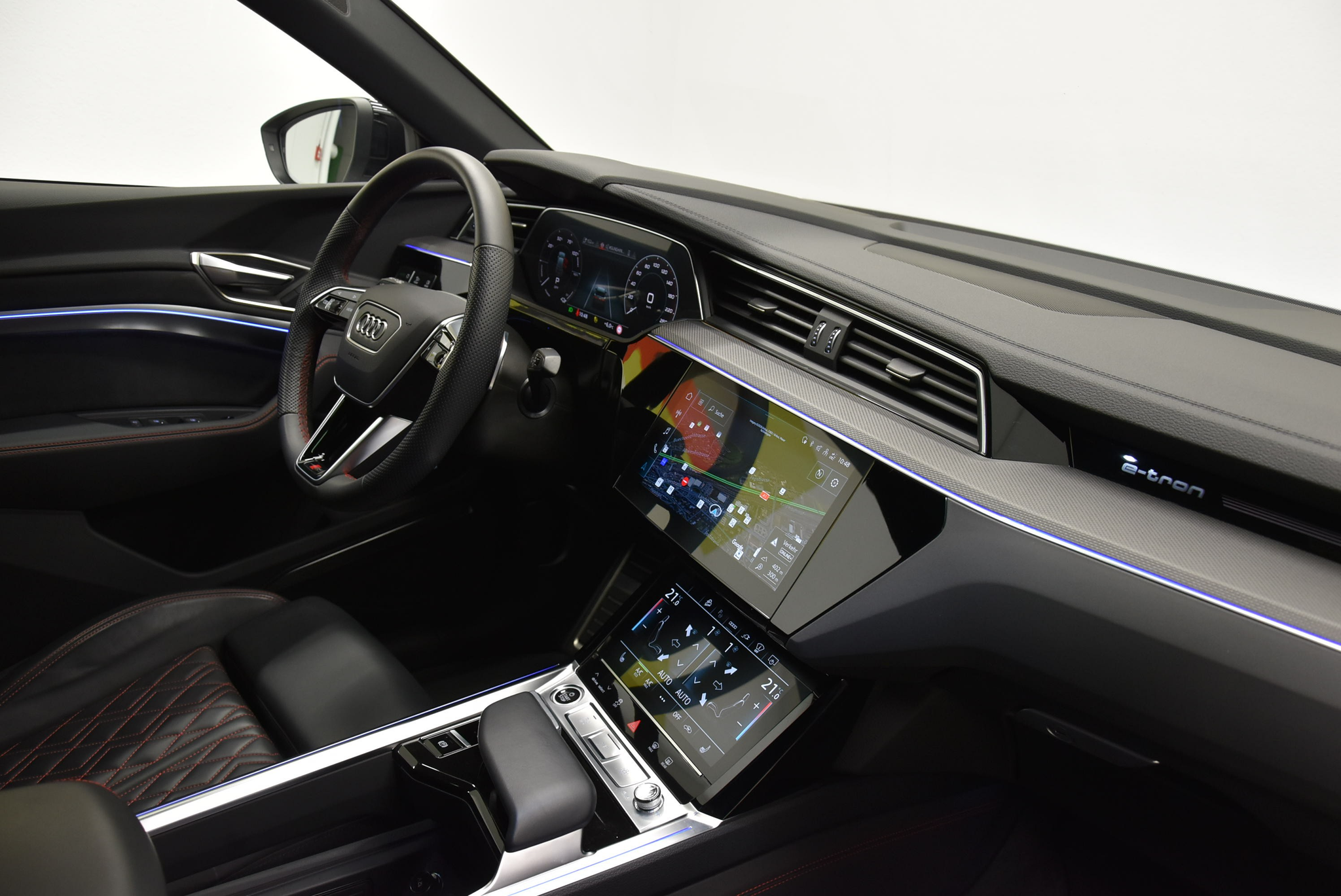 listing desktop thumbnail image 3