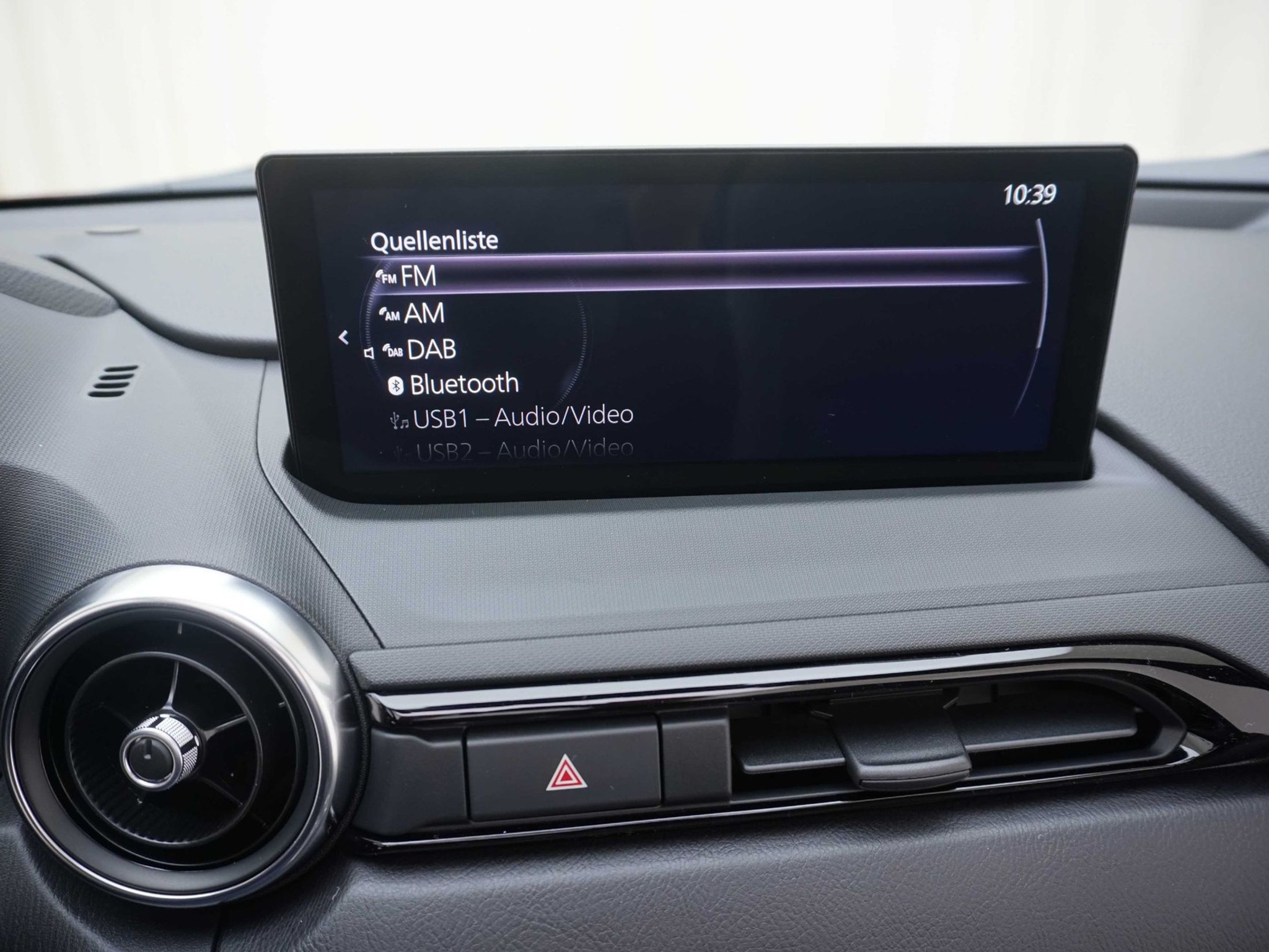 listing desktop thumbnail image 13